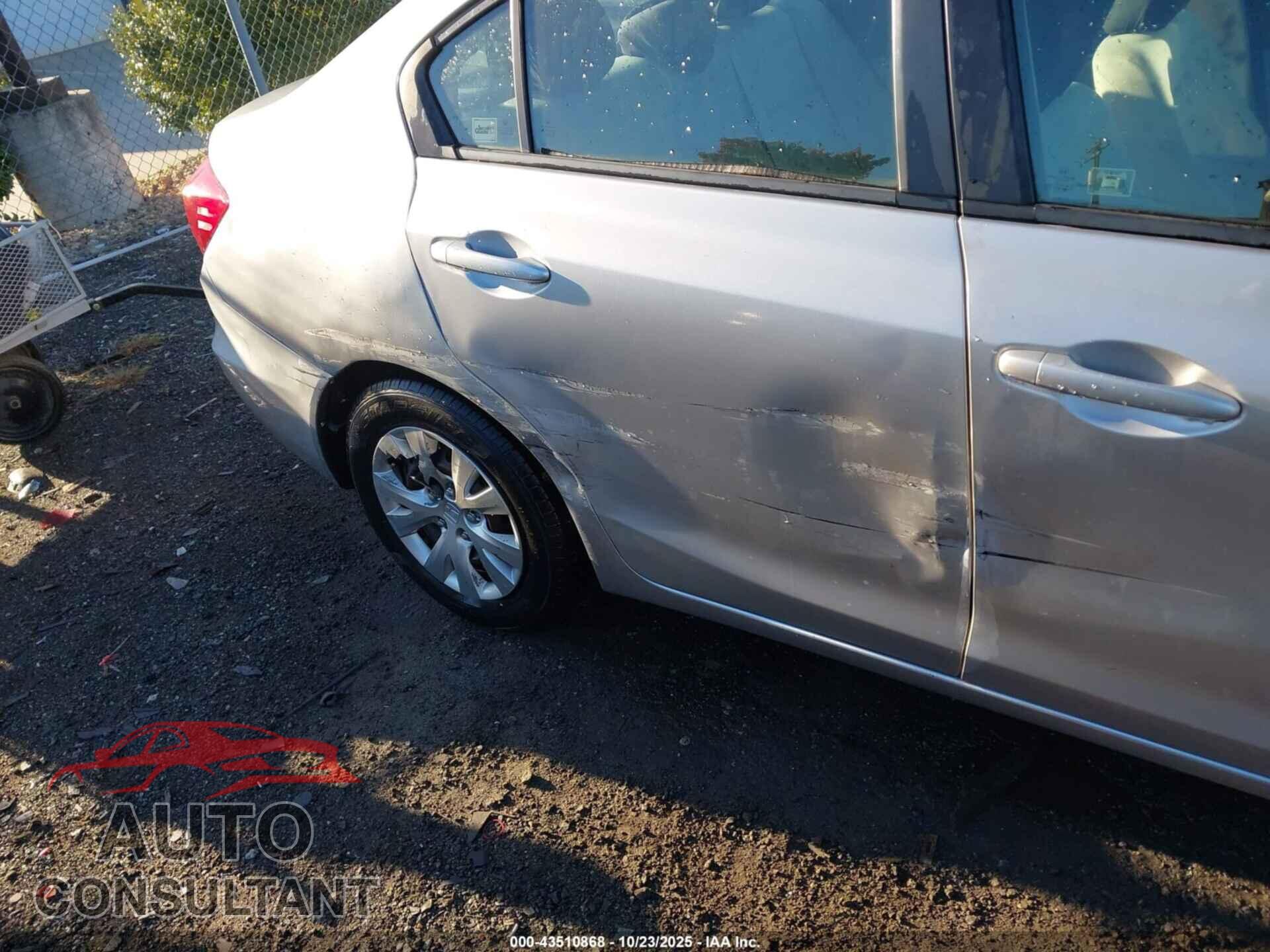 HONDA CIVIC 2012 - 19XFB2E50CE061557