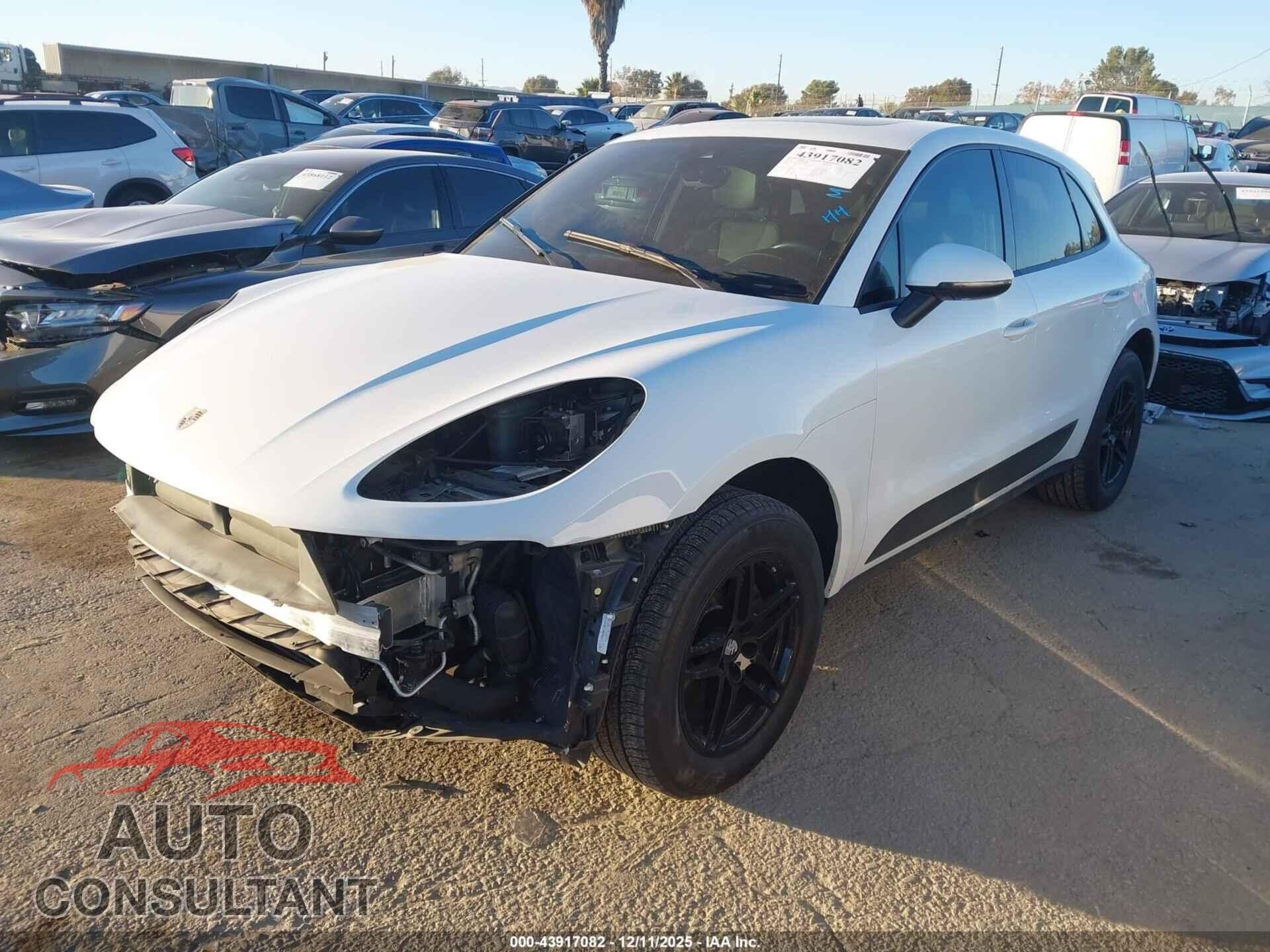 PORSCHE MACAN 2018 - WP1AA2A58JLB10090