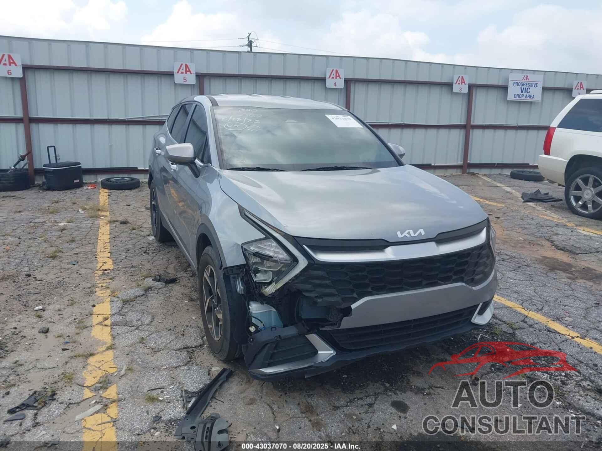 KIA SPORTAGE 2023 - KNDPU3AF0P7207951