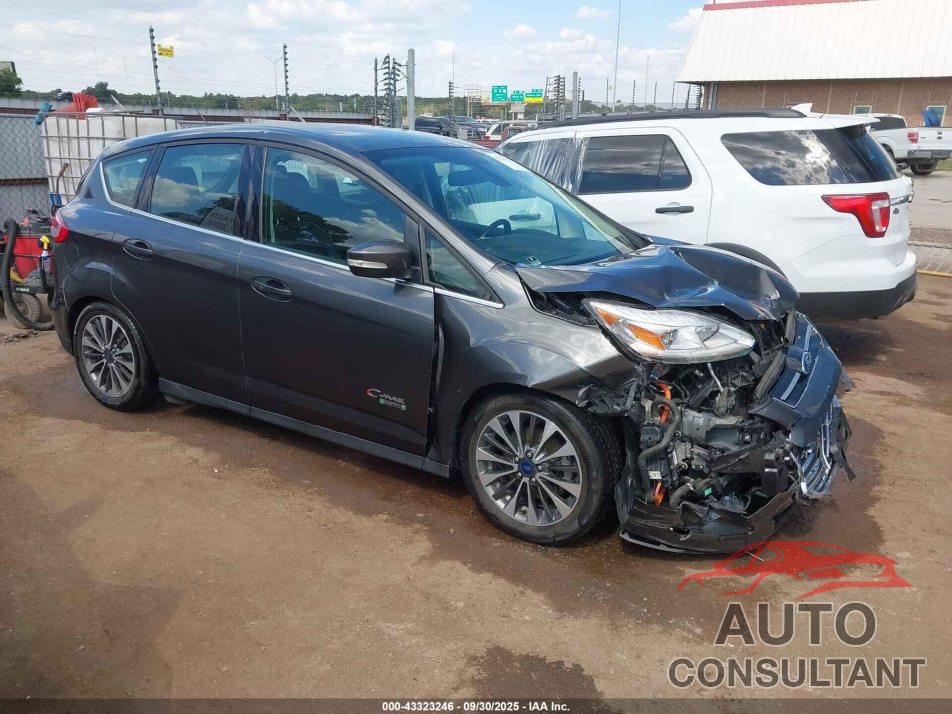 FORD C-MAX ENERGI 2017 - 1FADP5FU9HL101476