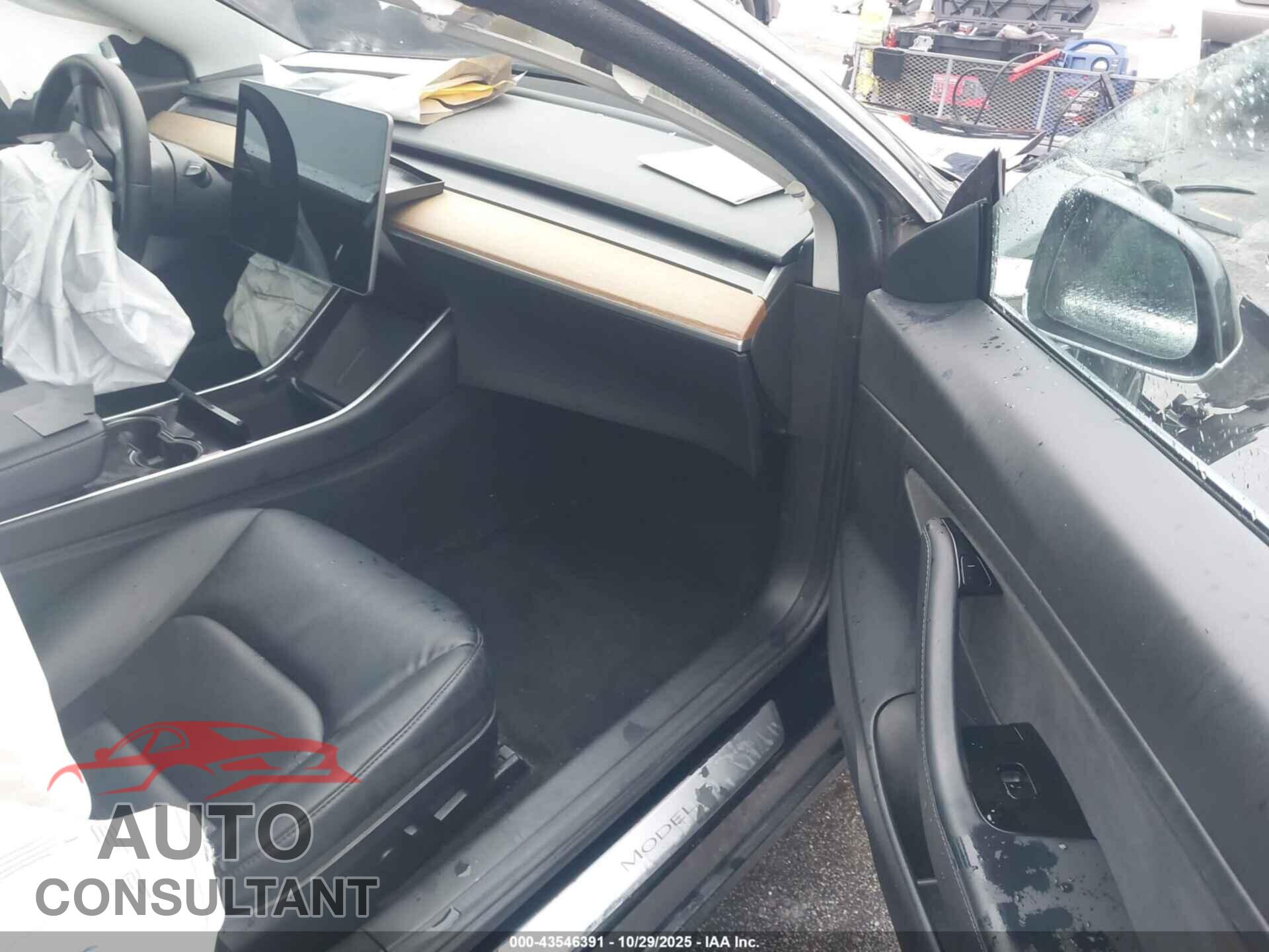 TESLA MODEL 3 2020 - 5YJ3E1EA1LF784264