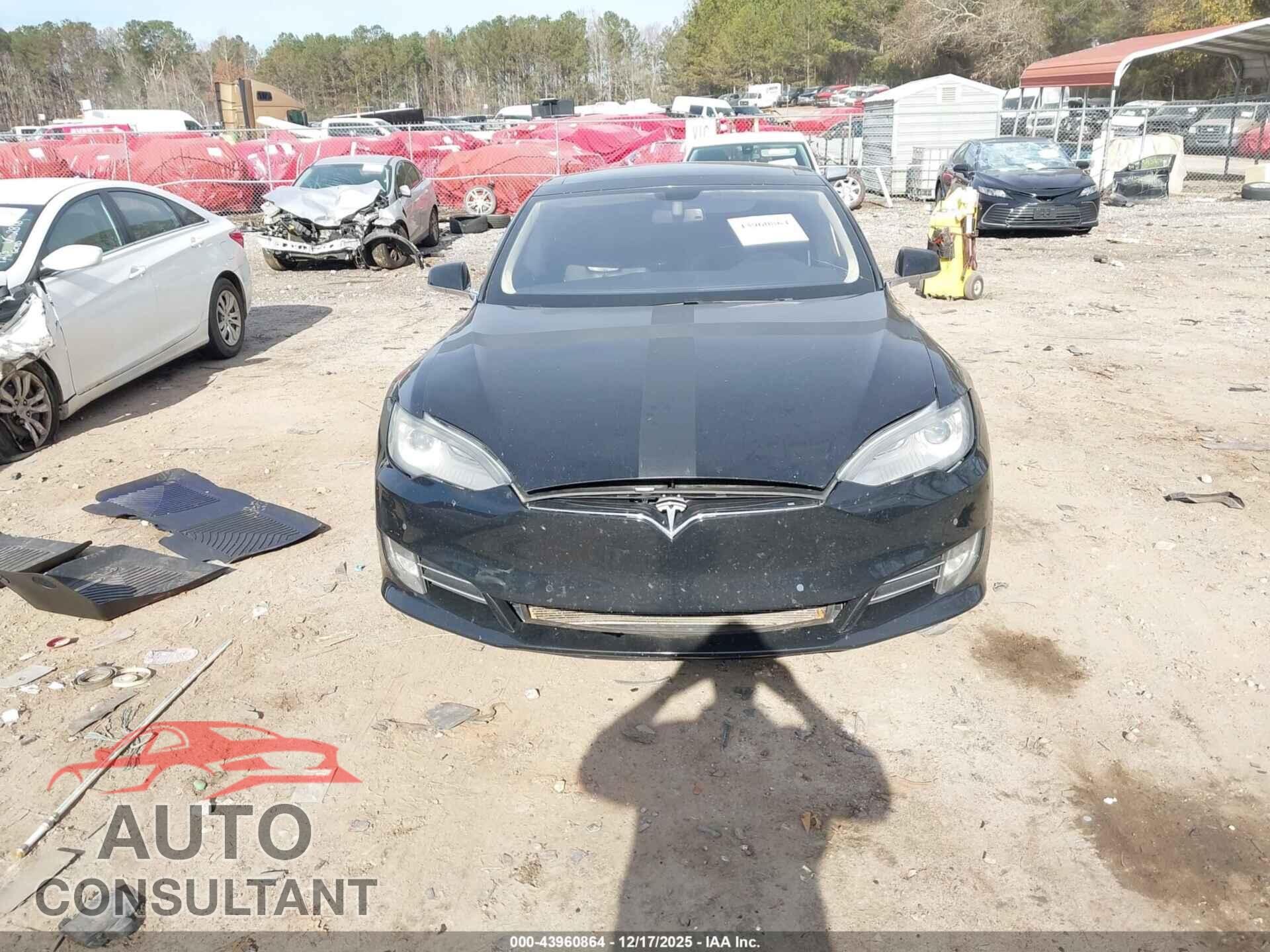 TESLA MODEL S 2013 - 5YJSA1DP6DFP26164