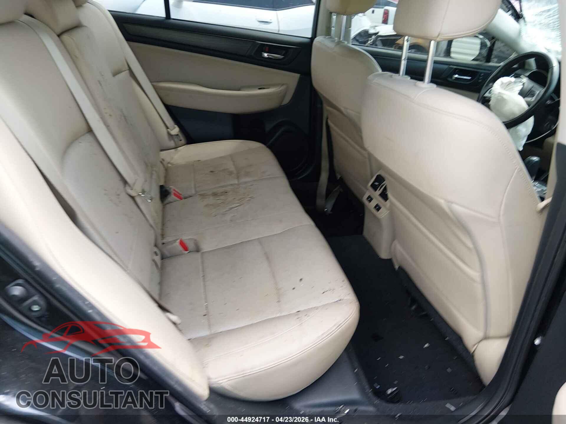 SUBARU LEGACY 2015 - 4S3BNBJ63F3069832
