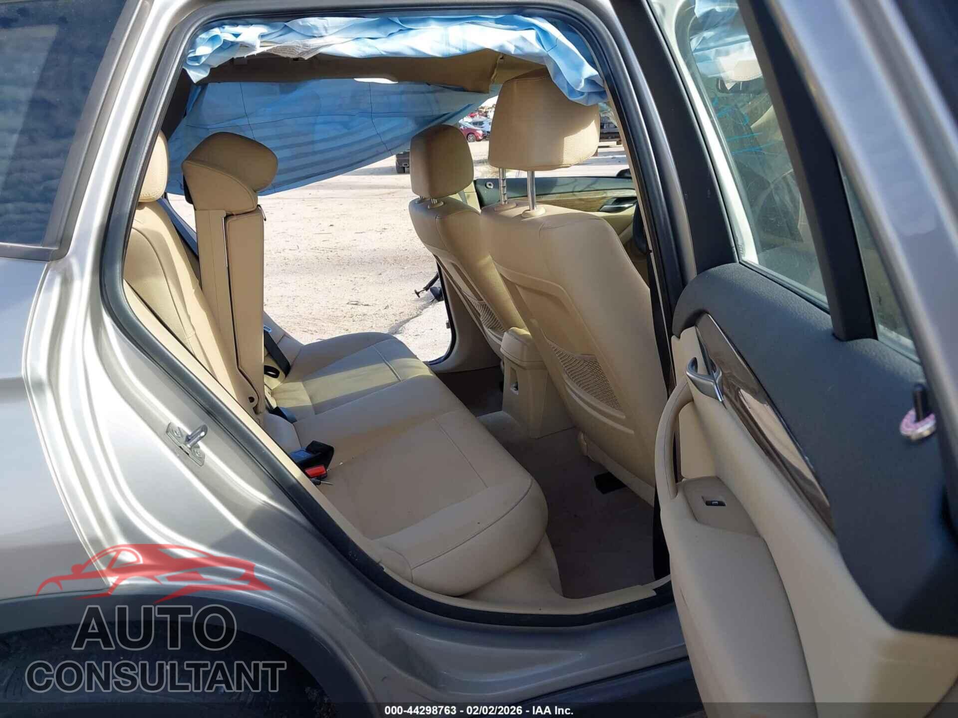BMW X1 2014 - WBAVL1C57EVY19086