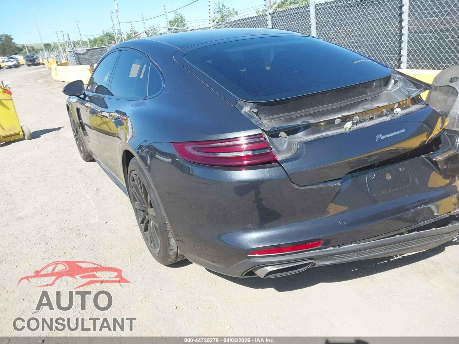 PORSCHE PANAMERA 2017 - WP0AA2A70HL101025