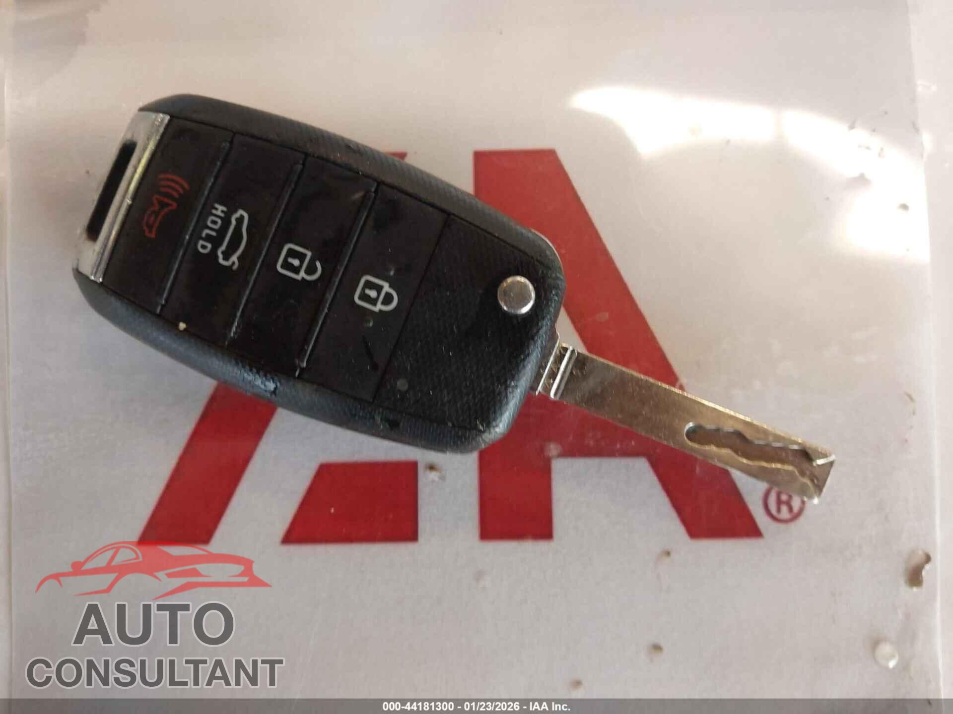 KIA OPTIMA 2017 - KNAGT4L36H5145705