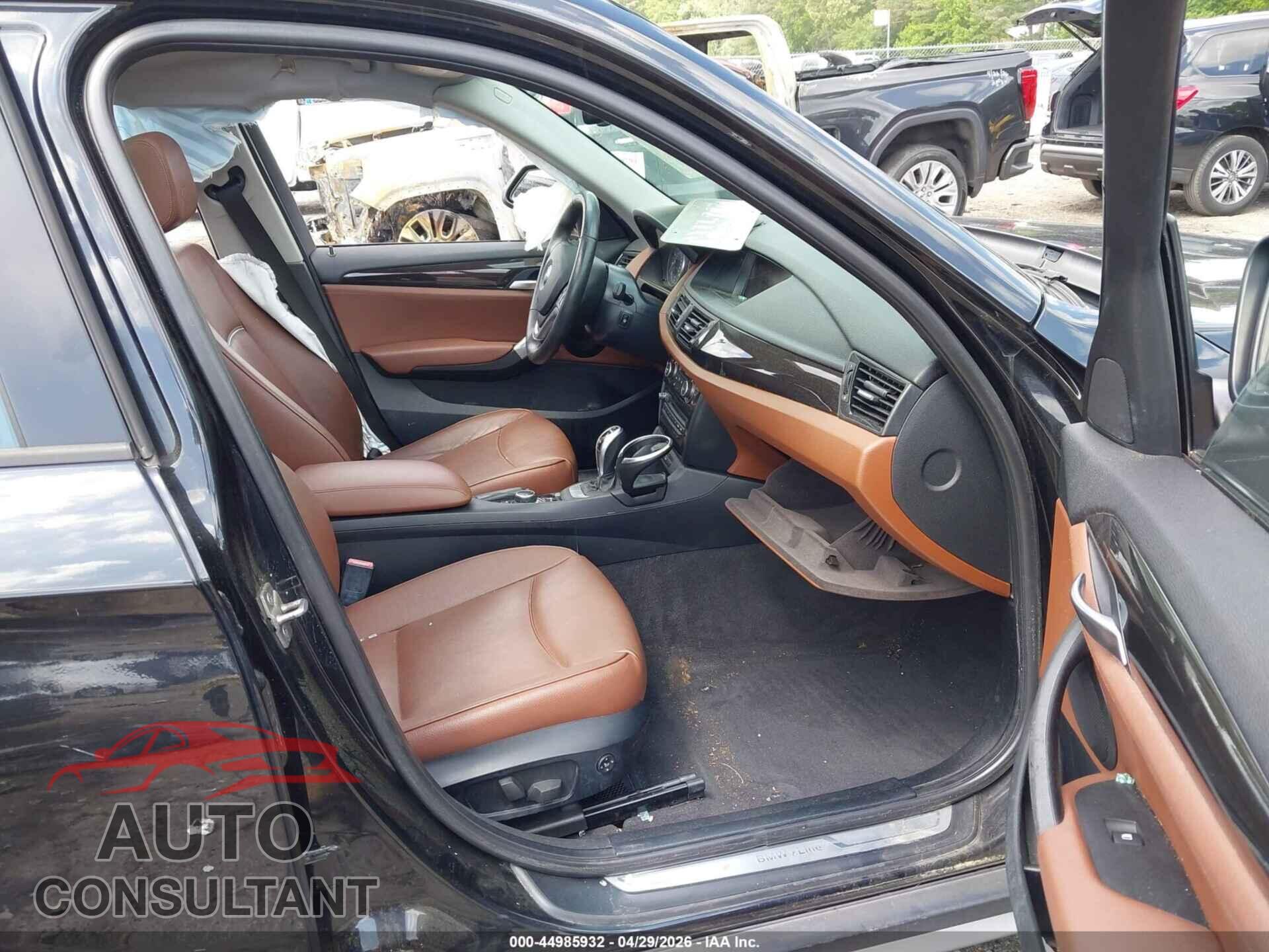 BMW X1 2014 - WBAVL1C5XEVY17543