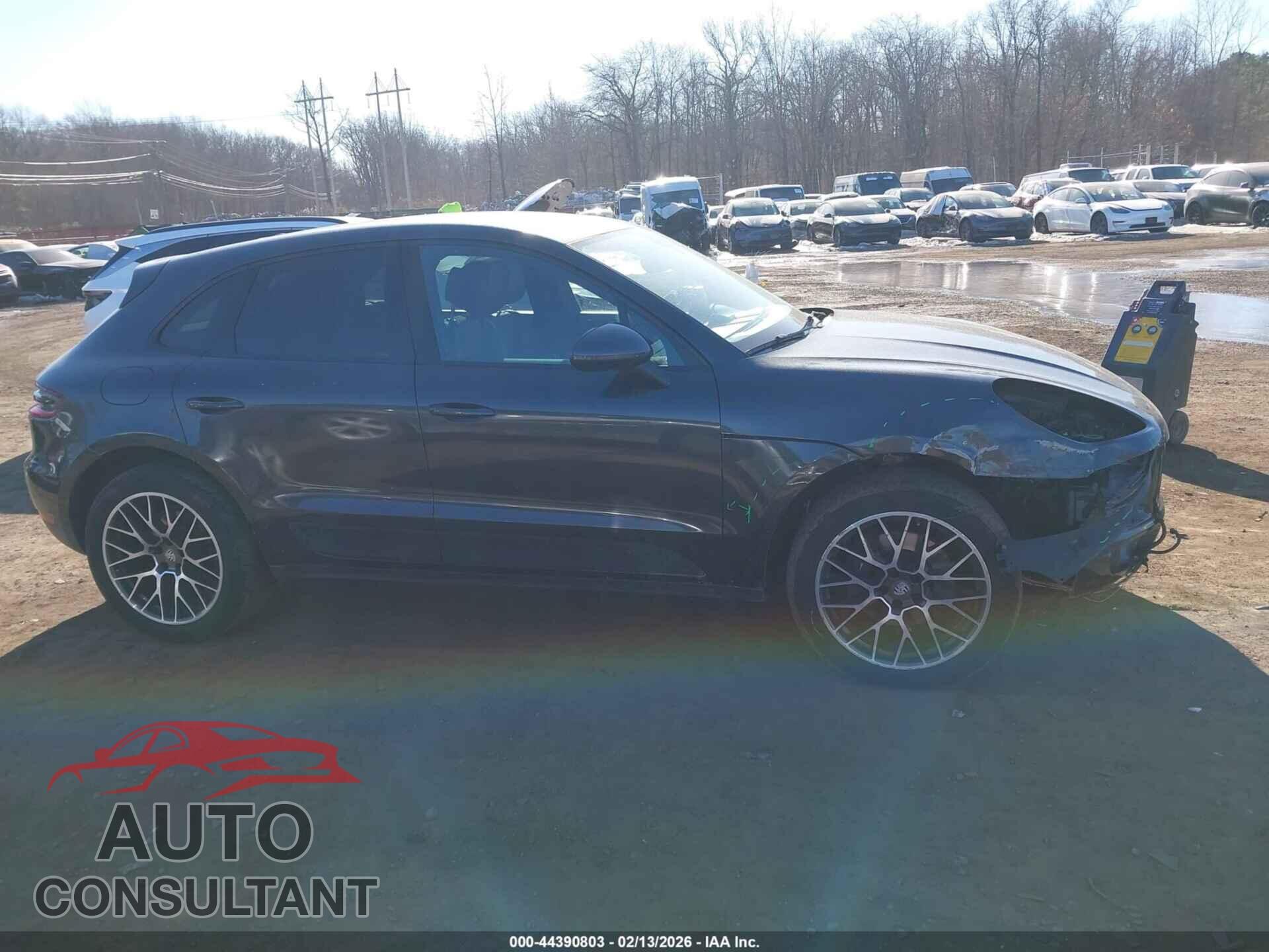 PORSCHE MACAN 2017 - WP1AA2A59HLB03465