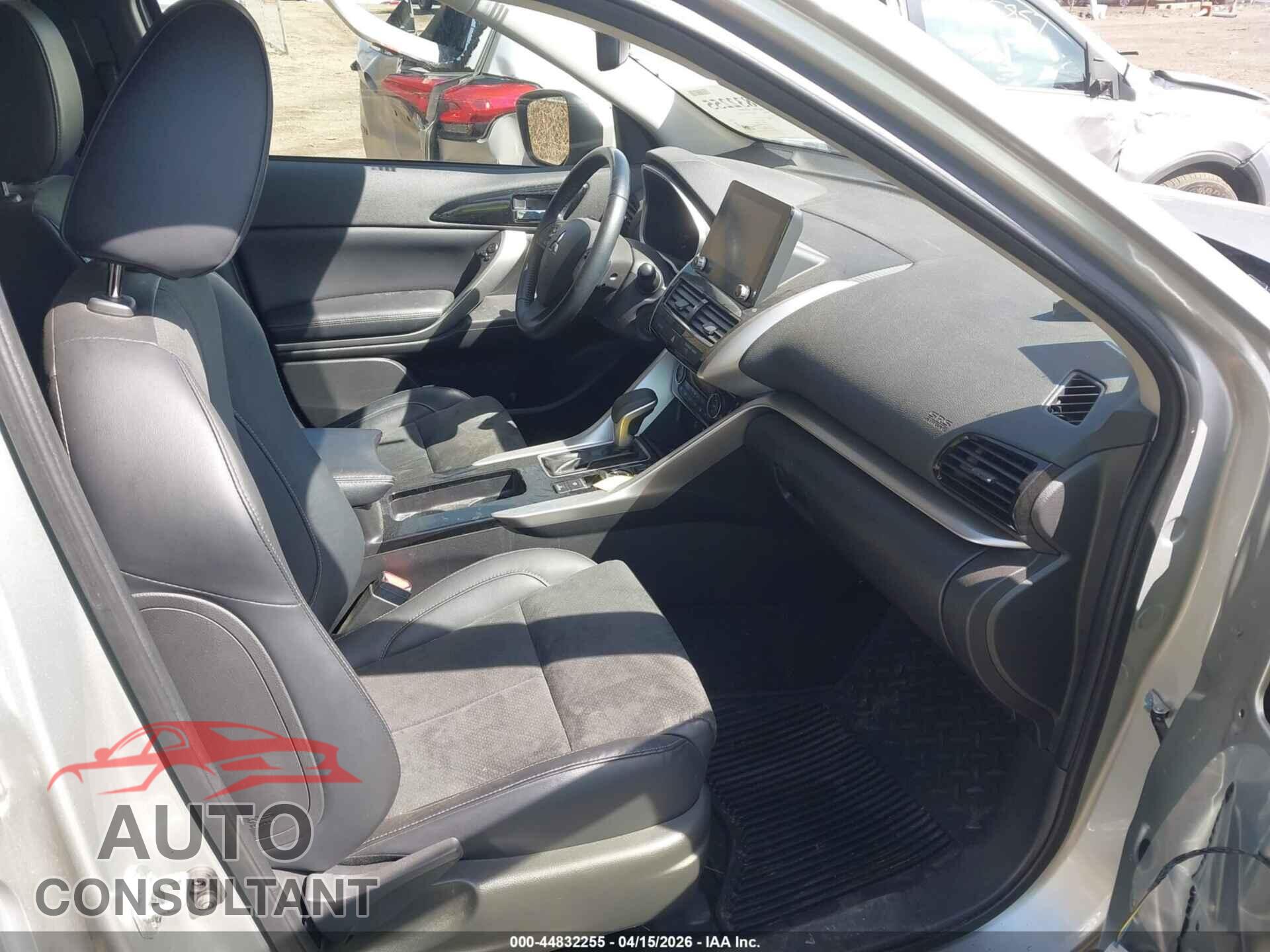 MITSUBISHI ECLIPSE CROSS 2022 - JA4ATWAA1NZ000382