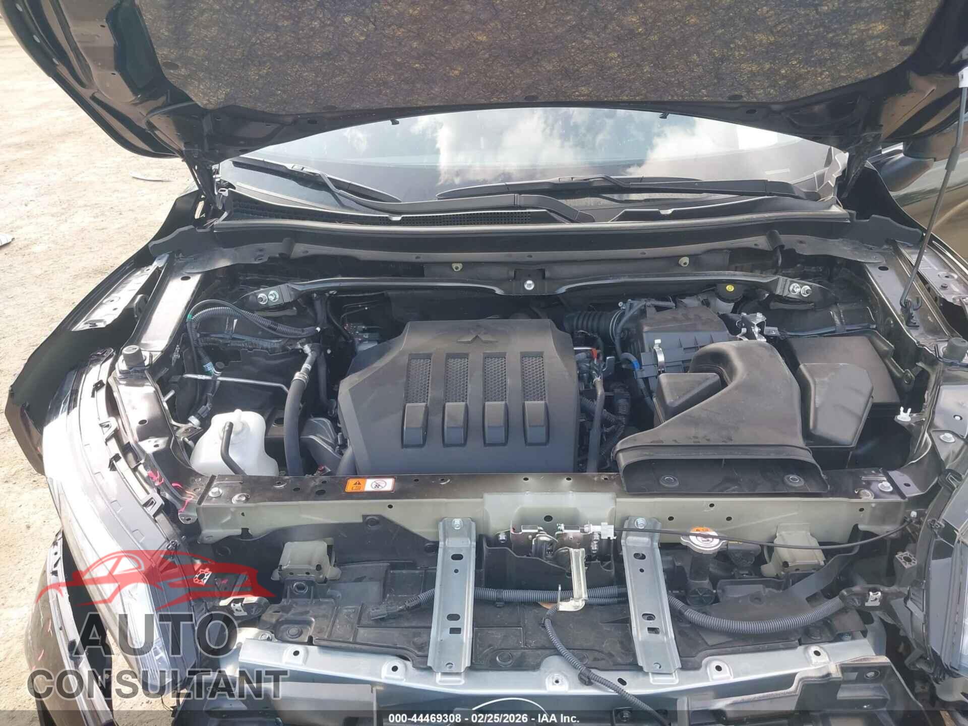 MITSUBISHI ECLIPSE CROSS 2025 - JA4ATWAA0SZ038245
