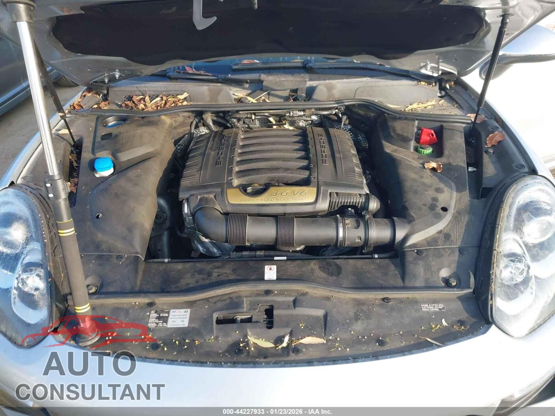 PORSCHE CAYENNE 2016 - WP1AA2A2XGLA04898