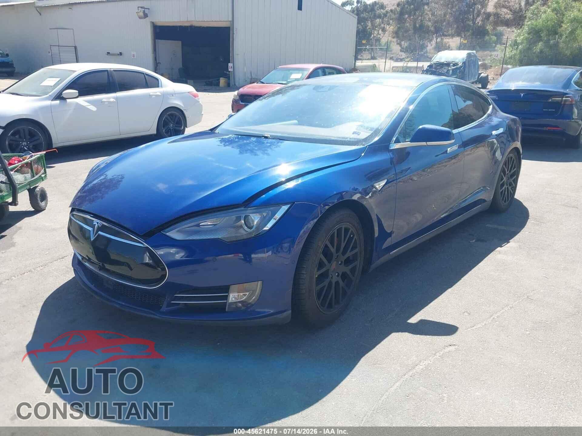 TESLA MODEL S 2015 - 5YJSA1E4XFF102181