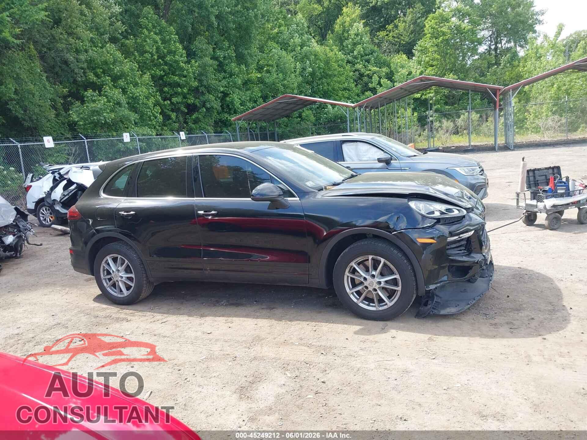 PORSCHE CAYENNE 2016 - WP1AA2A29GLA10546