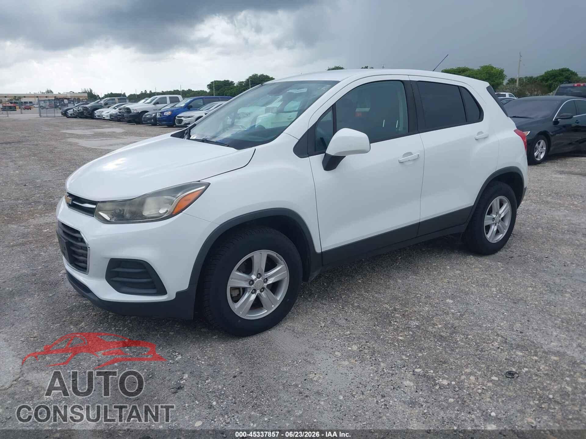 CHEVROLET TRAX 2017 - 3GNCJNSB3HL250683