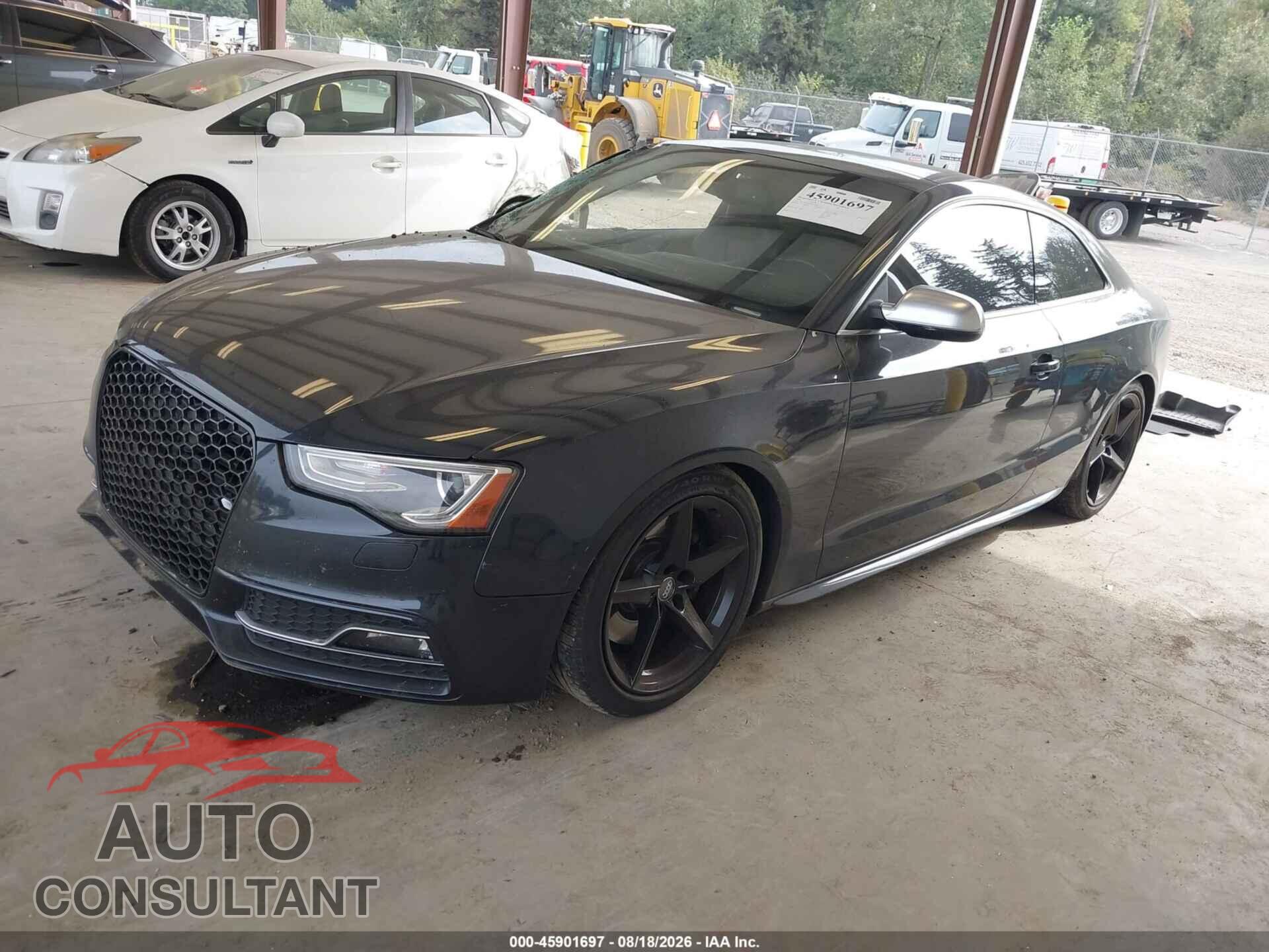 AUDI S5 2014 - WAUCGAFR8EA015302