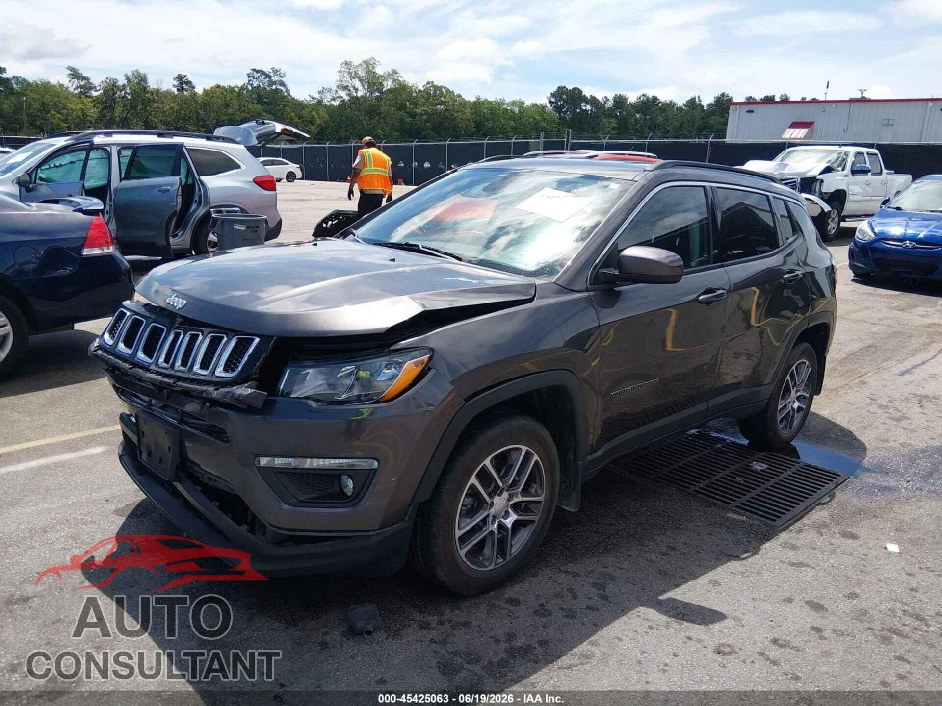 JEEP COMPASS 2020 - 3C4NJDBB8LT215819