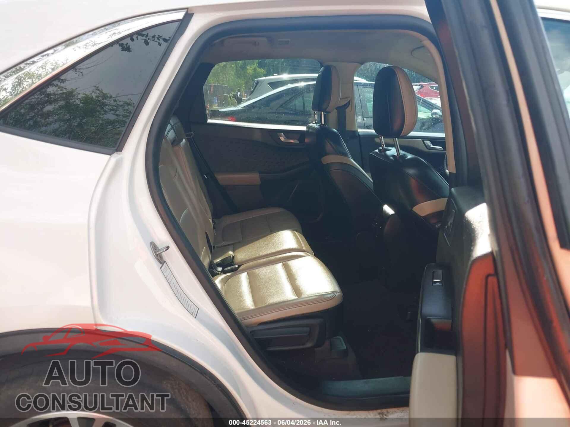 FORD ESCAPE 2020 - 1FMCU0H60LUA68558