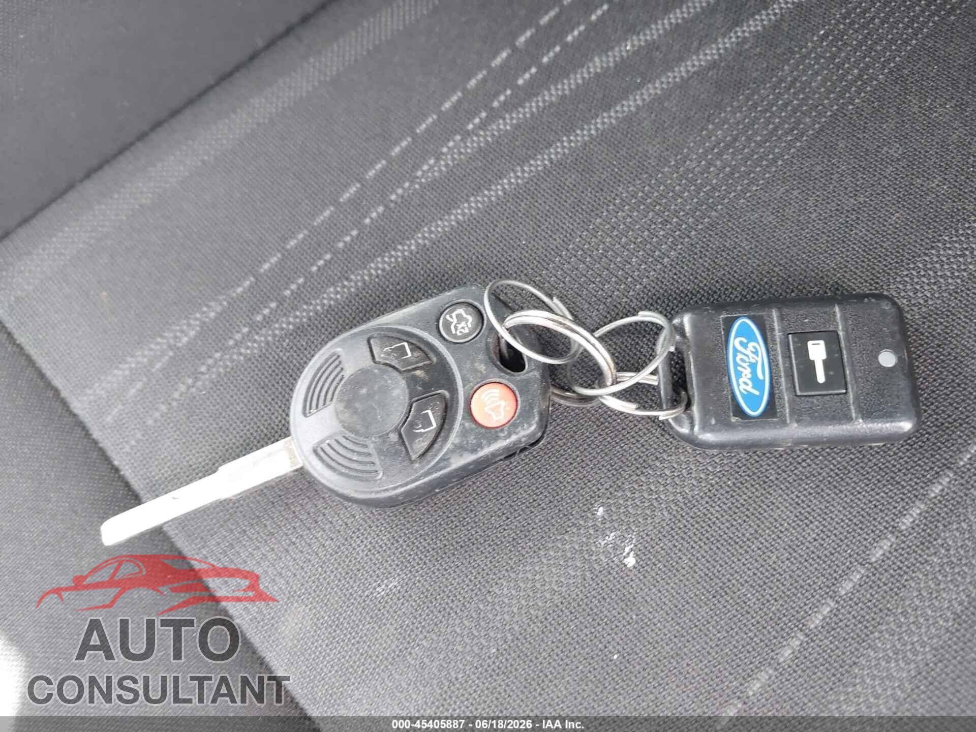 FORD FOCUS 2015 - 1FADP3E29FL323095