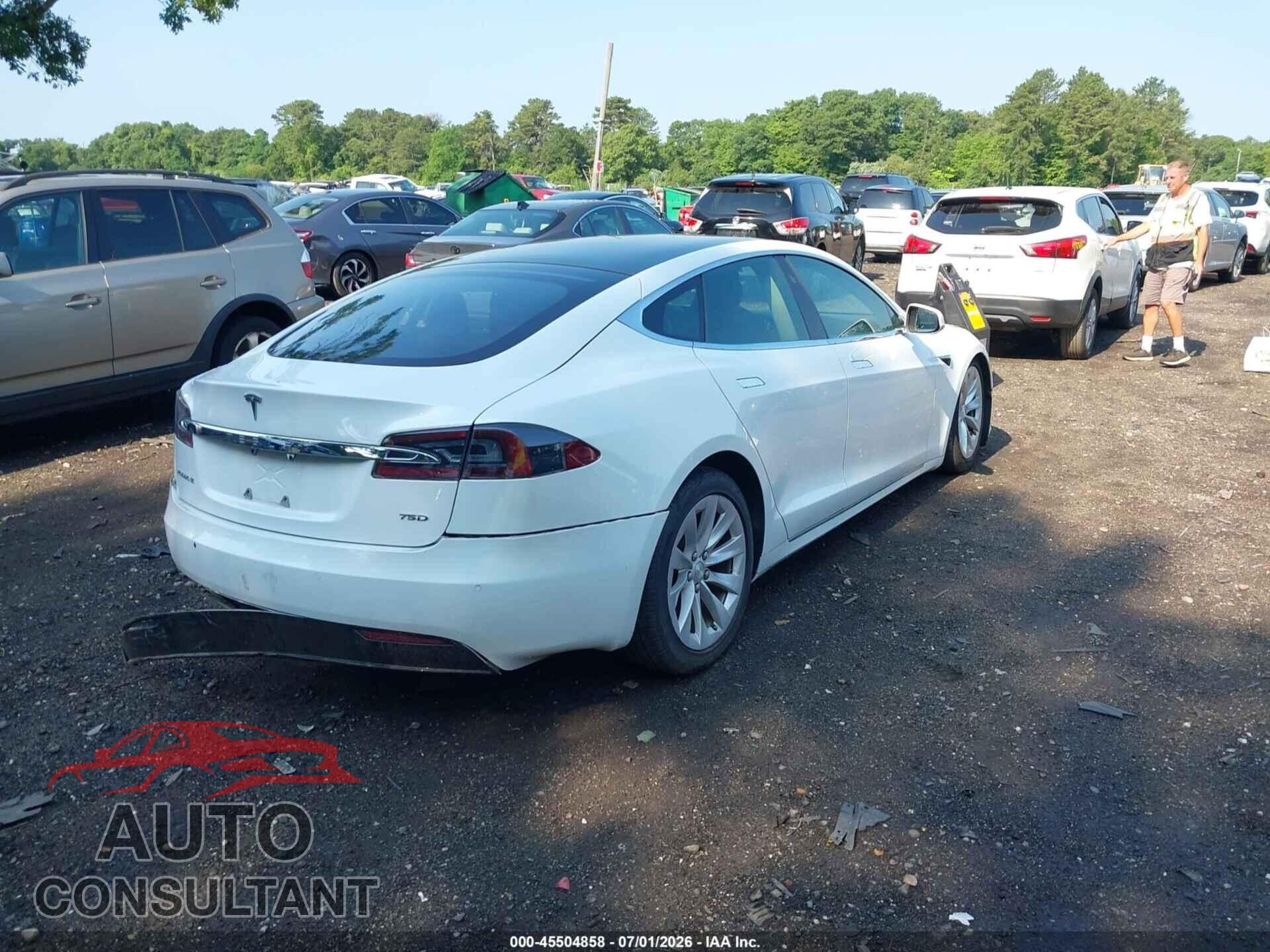 TESLA MODEL S 2017 - 5YJSA1E22HF215608