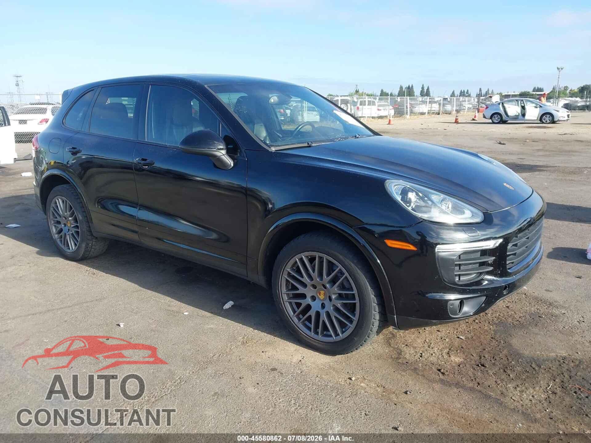 PORSCHE CAYENNE 2017 - WP1AA2A24HKA91902