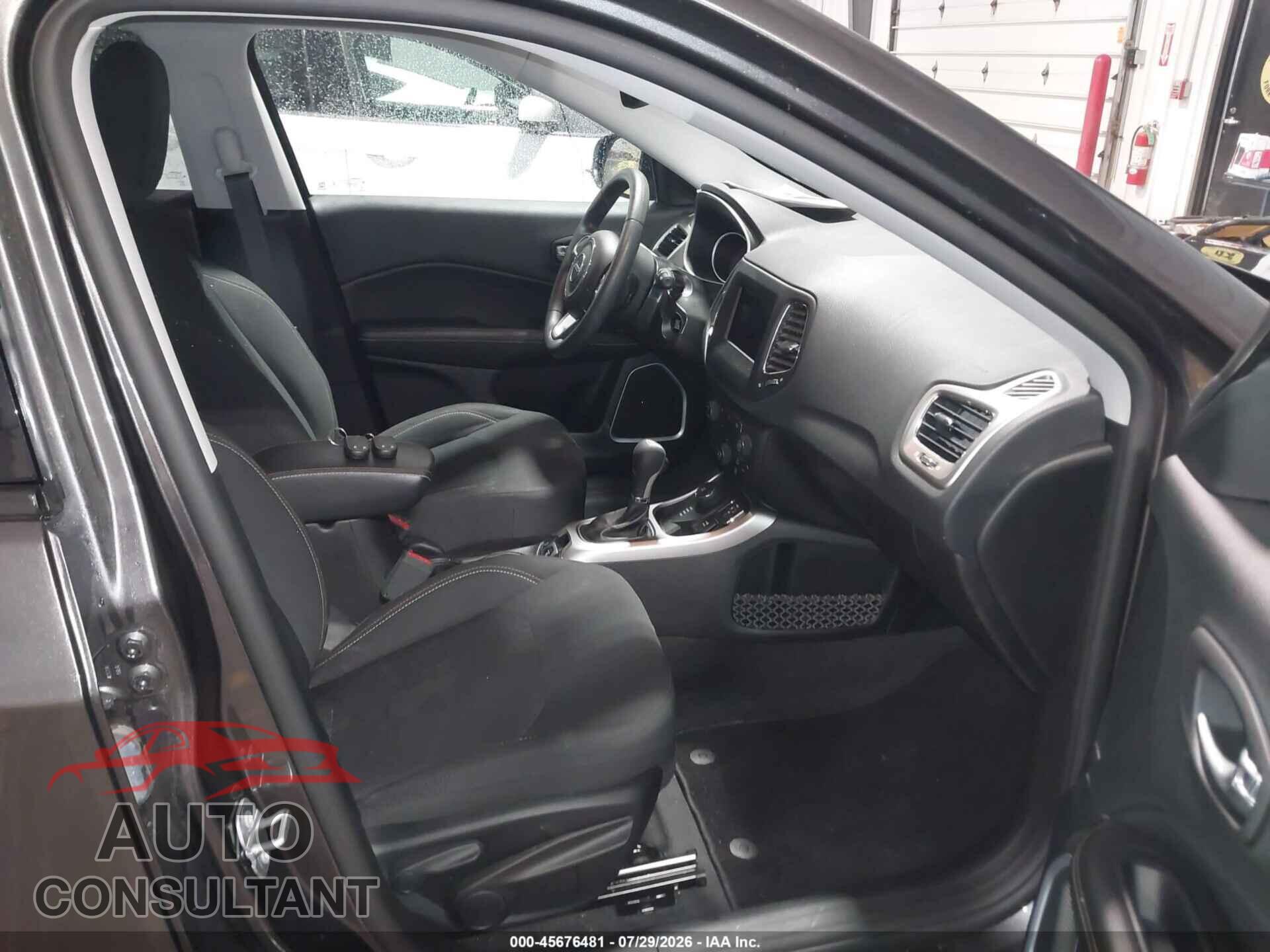JEEP COMPASS 2019 - 3C4NJDAB9KT649960
