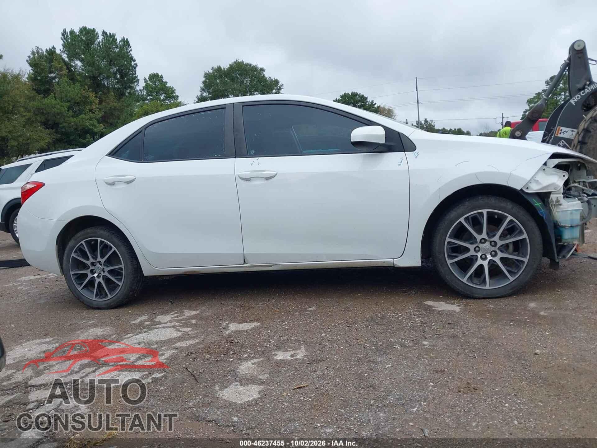 TOYOTA COROLLA 2017 - 5YFBURHE6HP720230