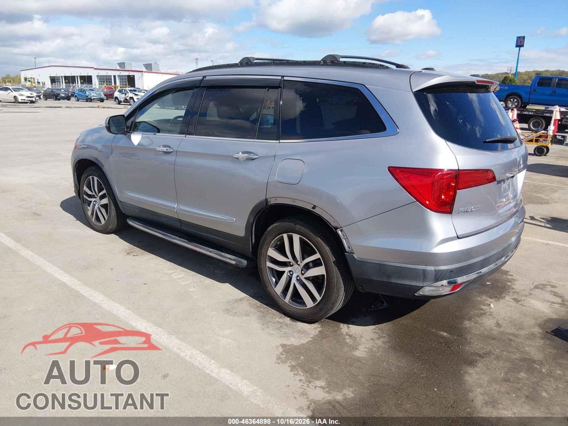HONDA PILOT 2017 - 5FNYF6H06HB033882