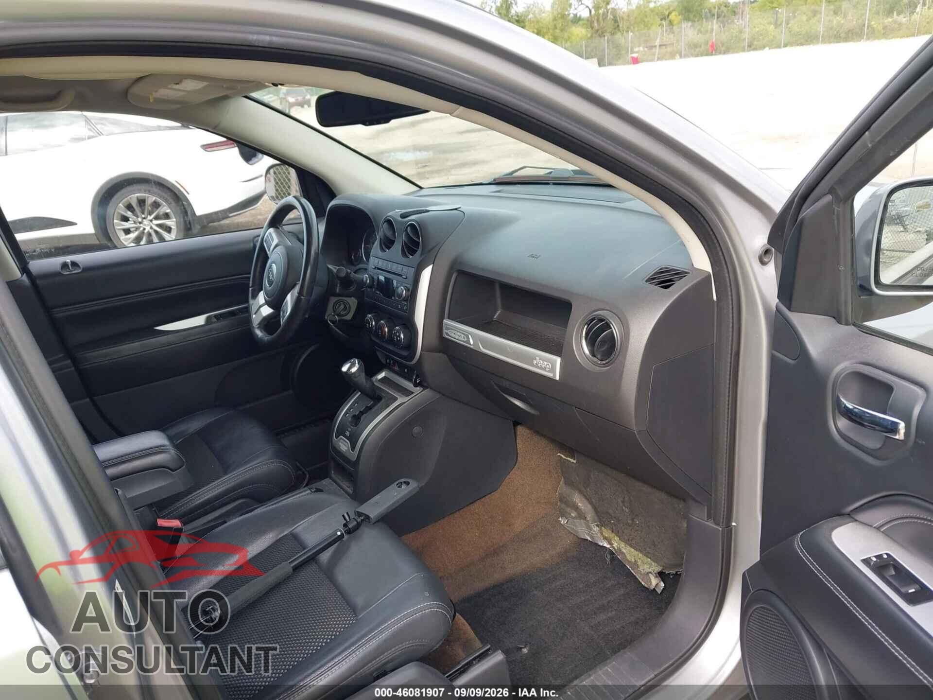 JEEP COMPASS 2015 - 1C4NJCEB7FD115940