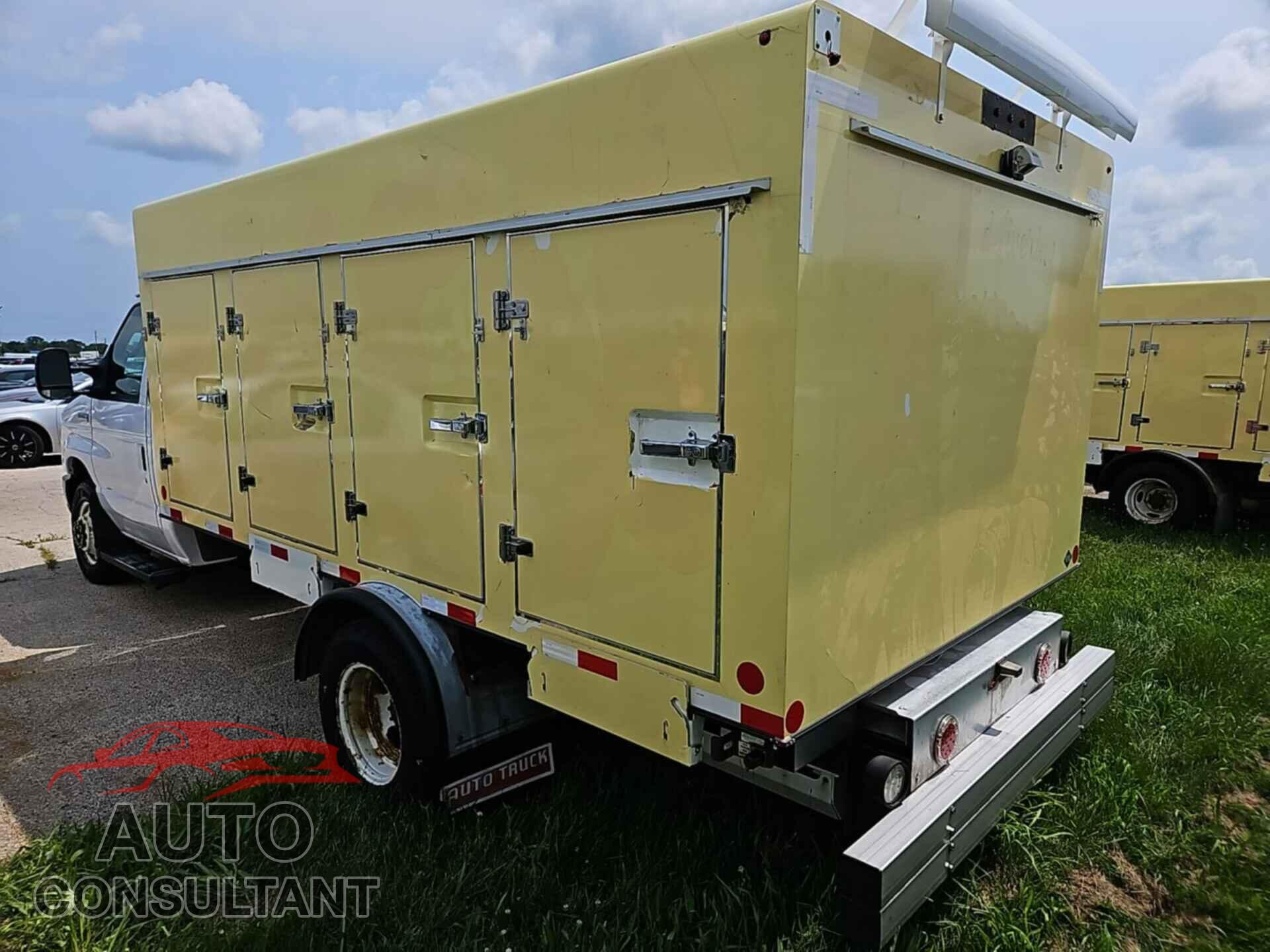 FORD ECONOLINE 2017 - 1FDXE4FS3HDC72199