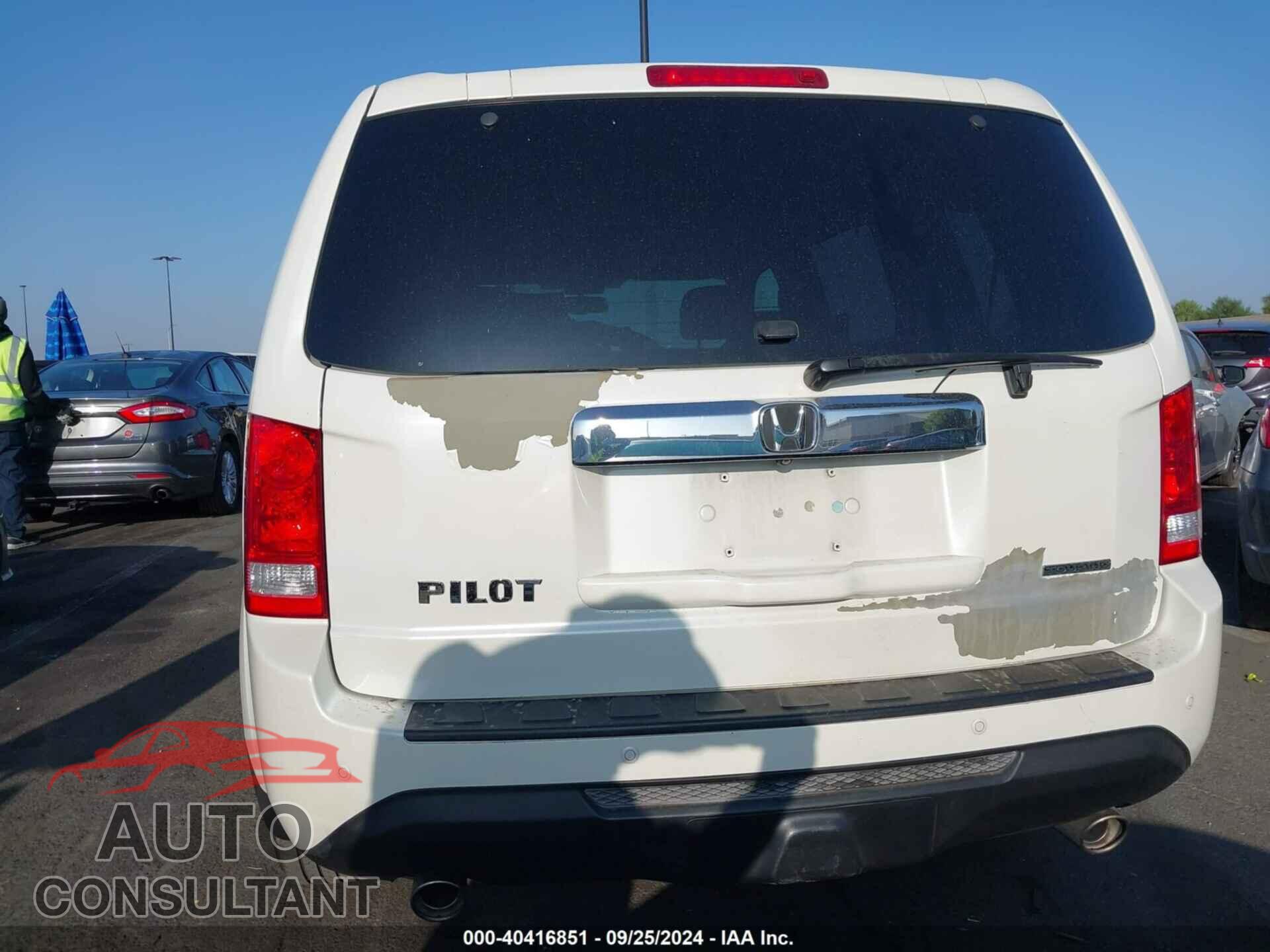 HONDA PILOT 2014 - 5FNYF3H92EB020085