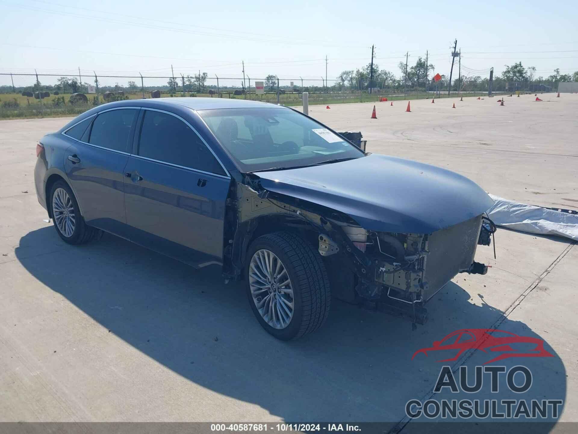 TOYOTA AVALON 2019 - 4T1BZ1FB8KU034997