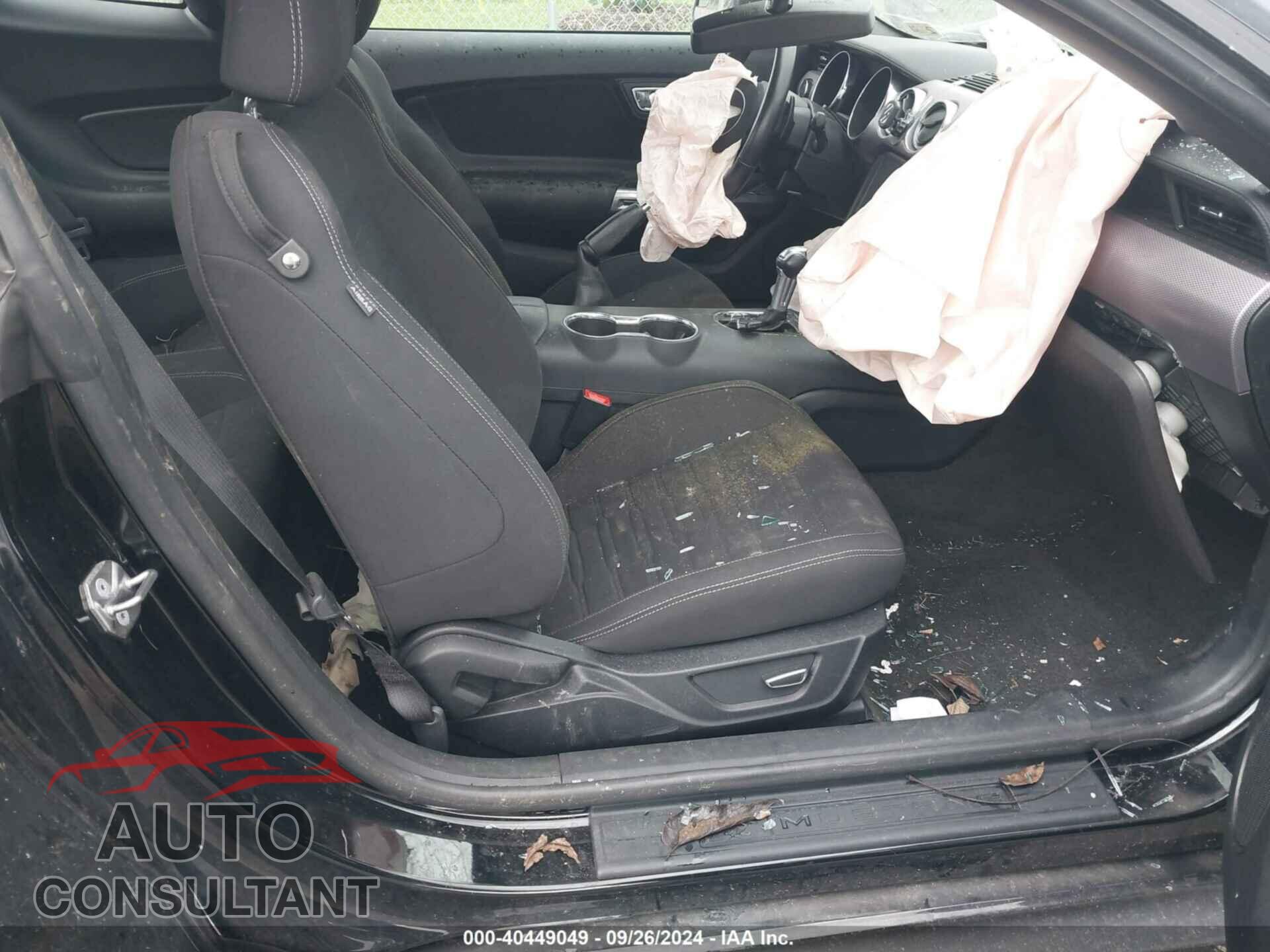 FORD MUSTANG 2017 - 1FA6P8CF5H5351687