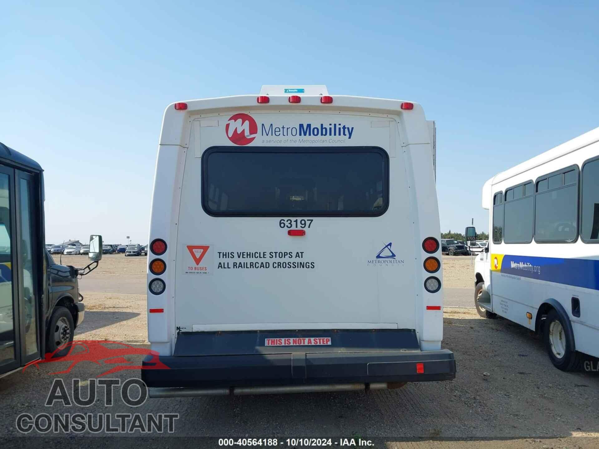 FORD E-450 CUTAWAY 2017 - 1FDFE4FS1HDC36779