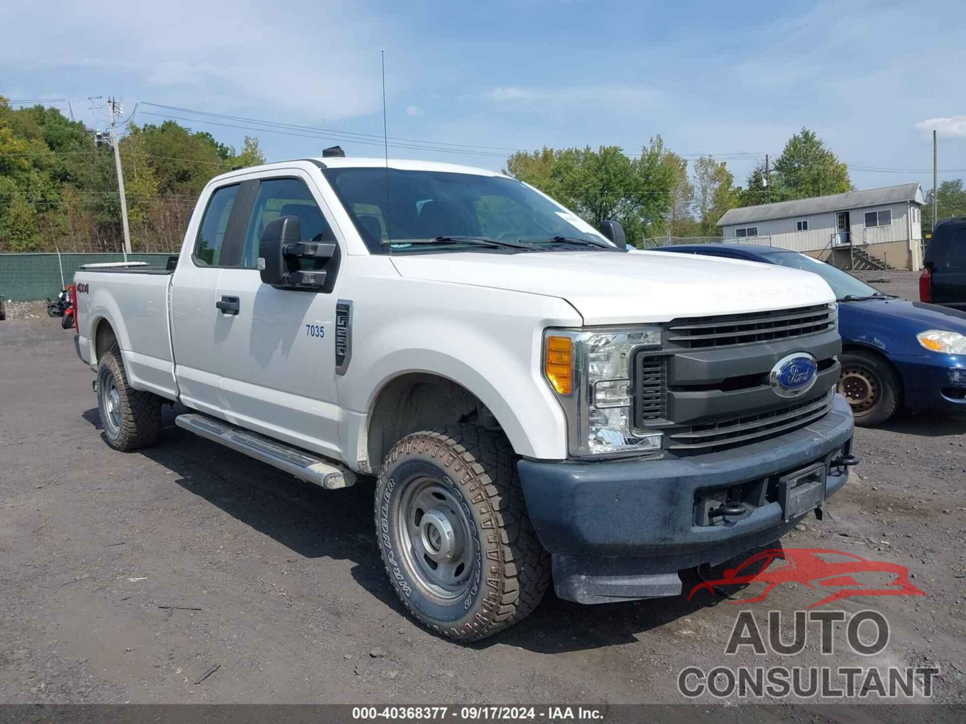 FORD F-250 2017 - 1FT7X2B61HEE35440