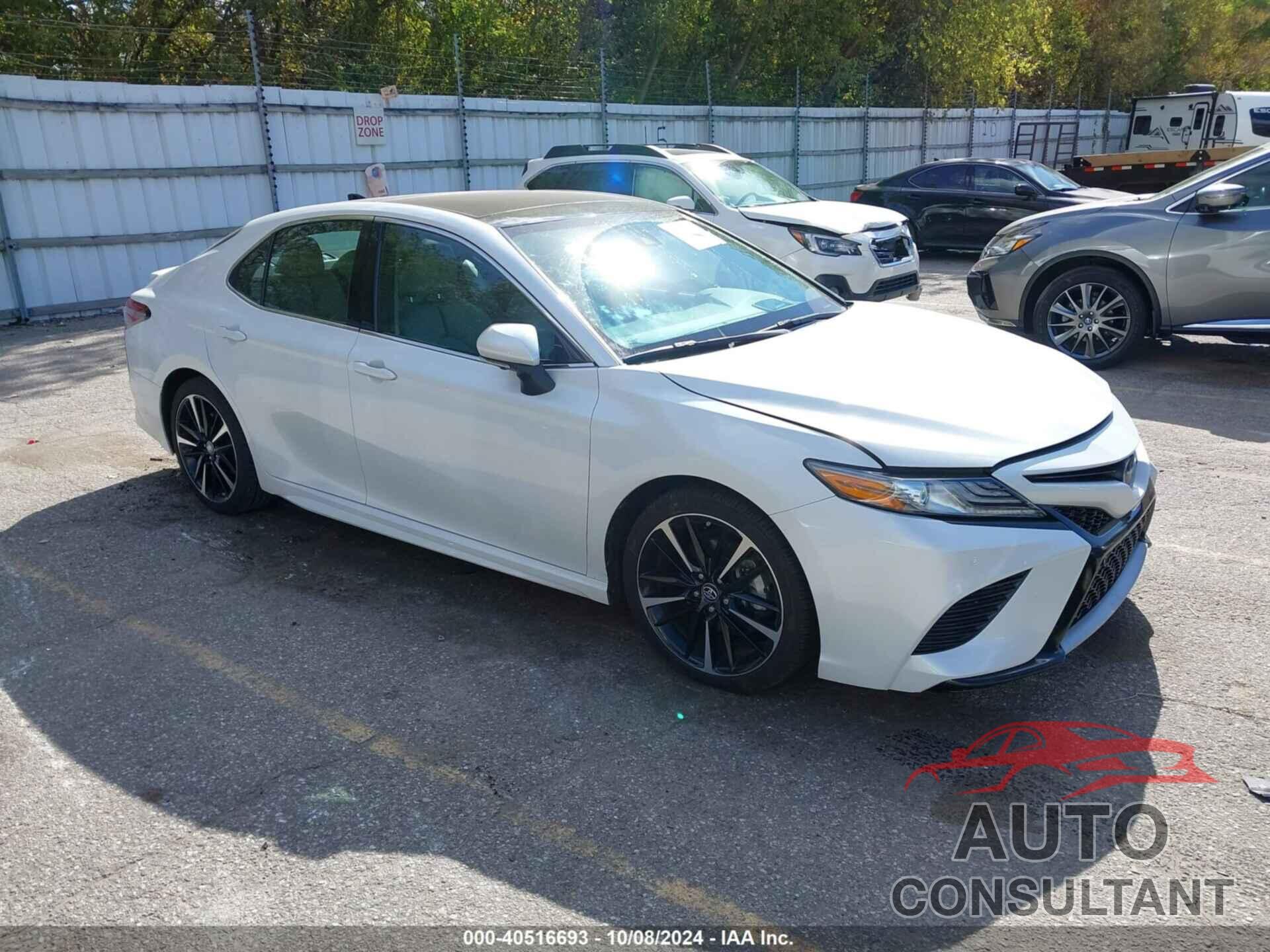 TOYOTA CAMRY 2018 - 4T1BZ1HK6JU015392