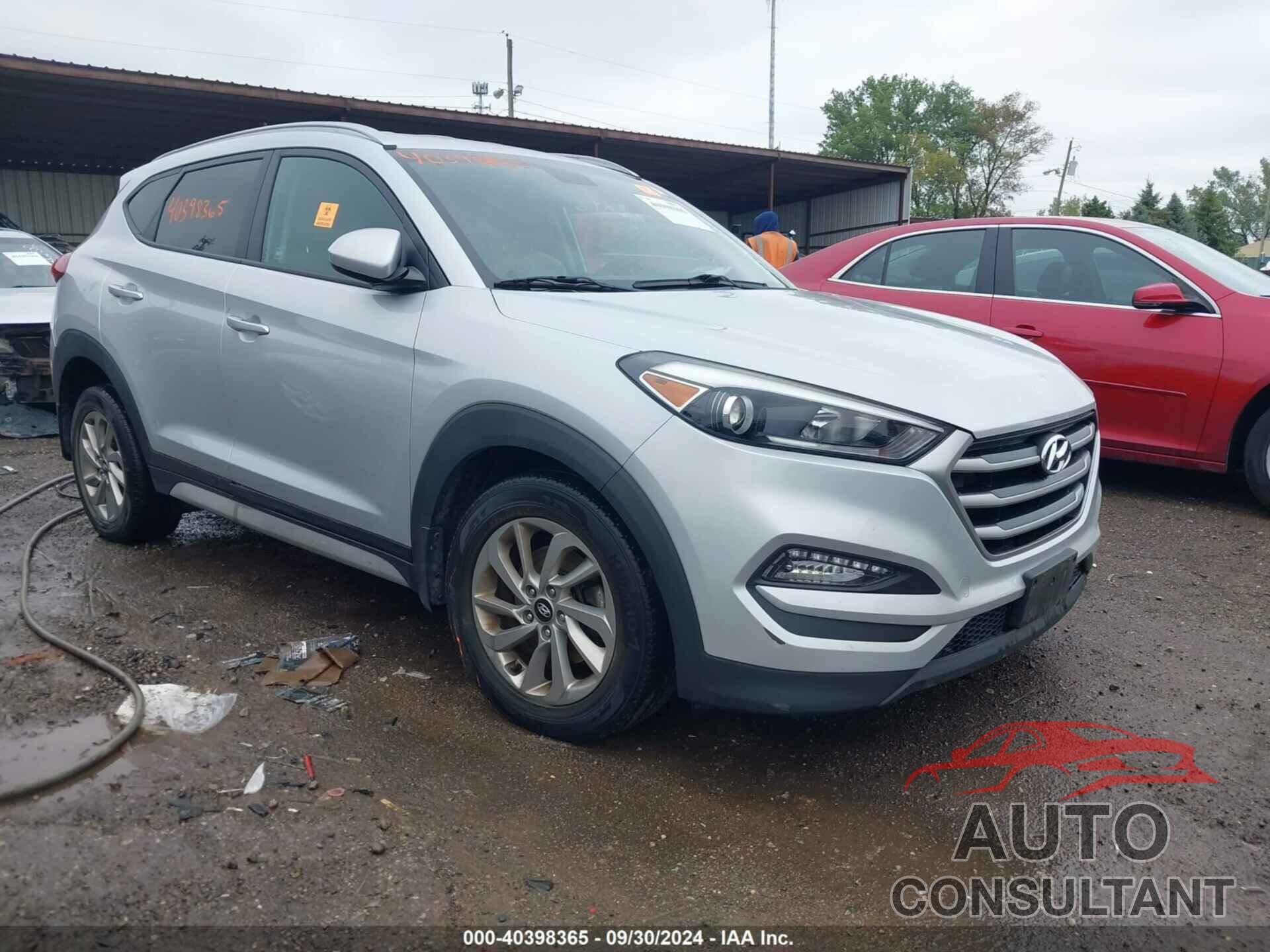 HYUNDAI TUCSON 2017 - KM8J3CA40HU418430