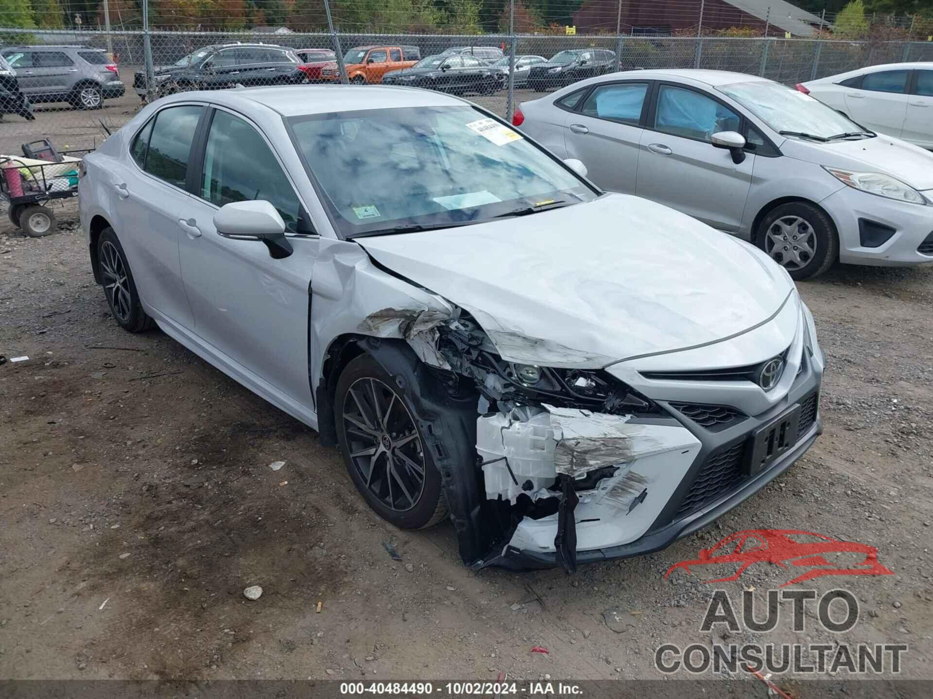 TOYOTA CAMRY 2024 - 4T1G11AK8RU192349