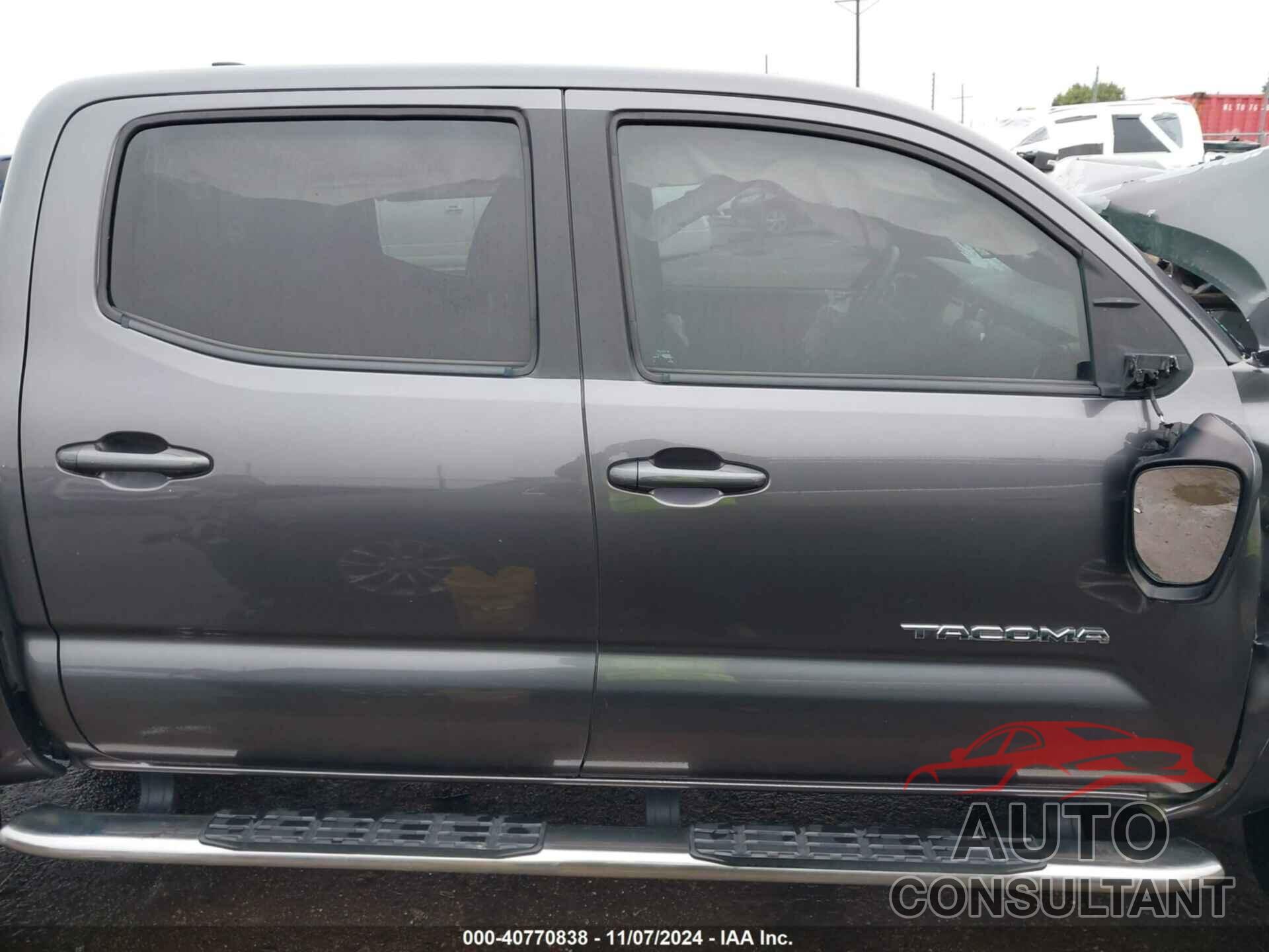TOYOTA TACOMA 2017 - 5TFCZ5AN0HX112052