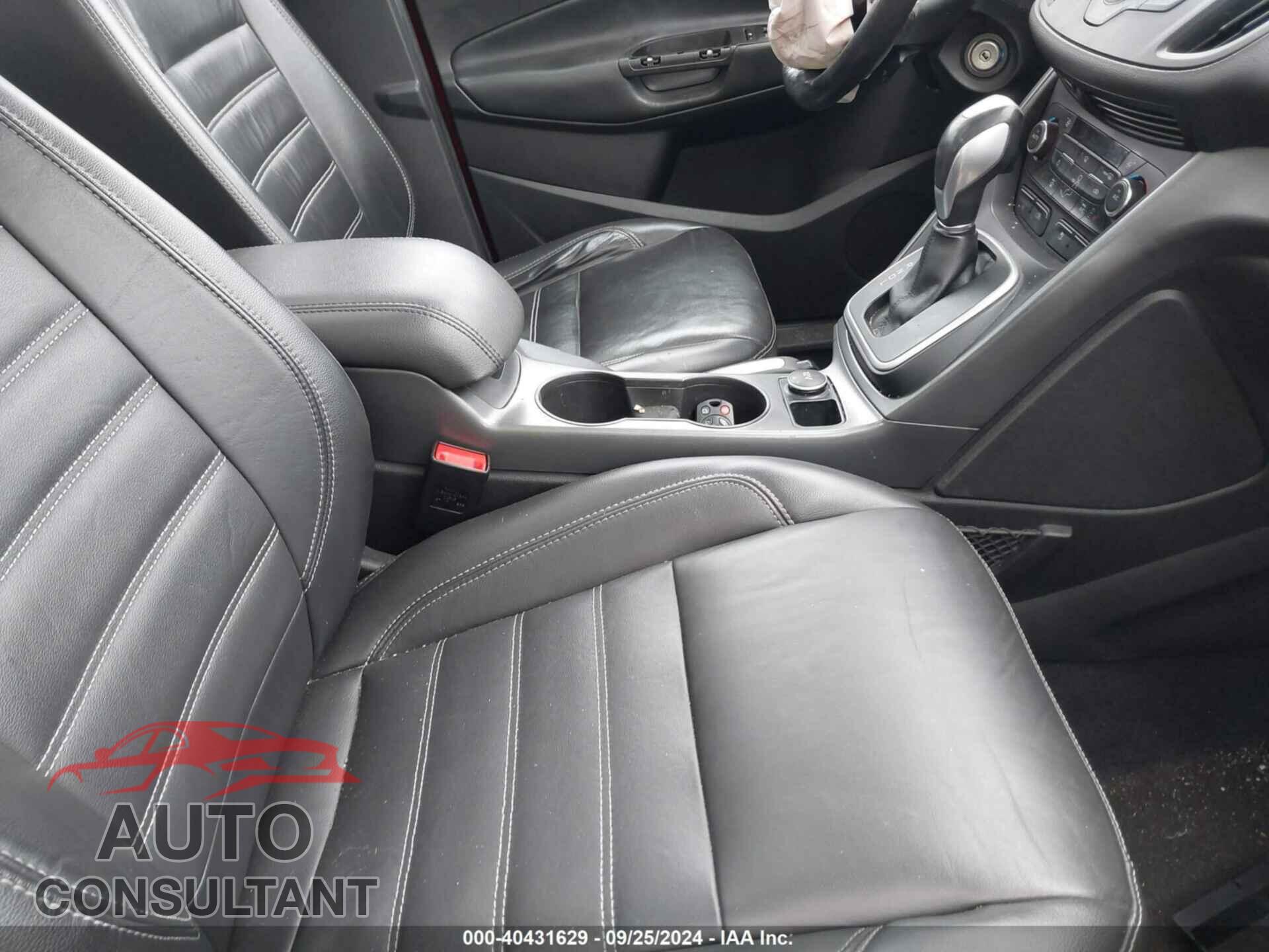 FORD C-MAX ENERGI 2017 - 1FADP5EU9HL110552