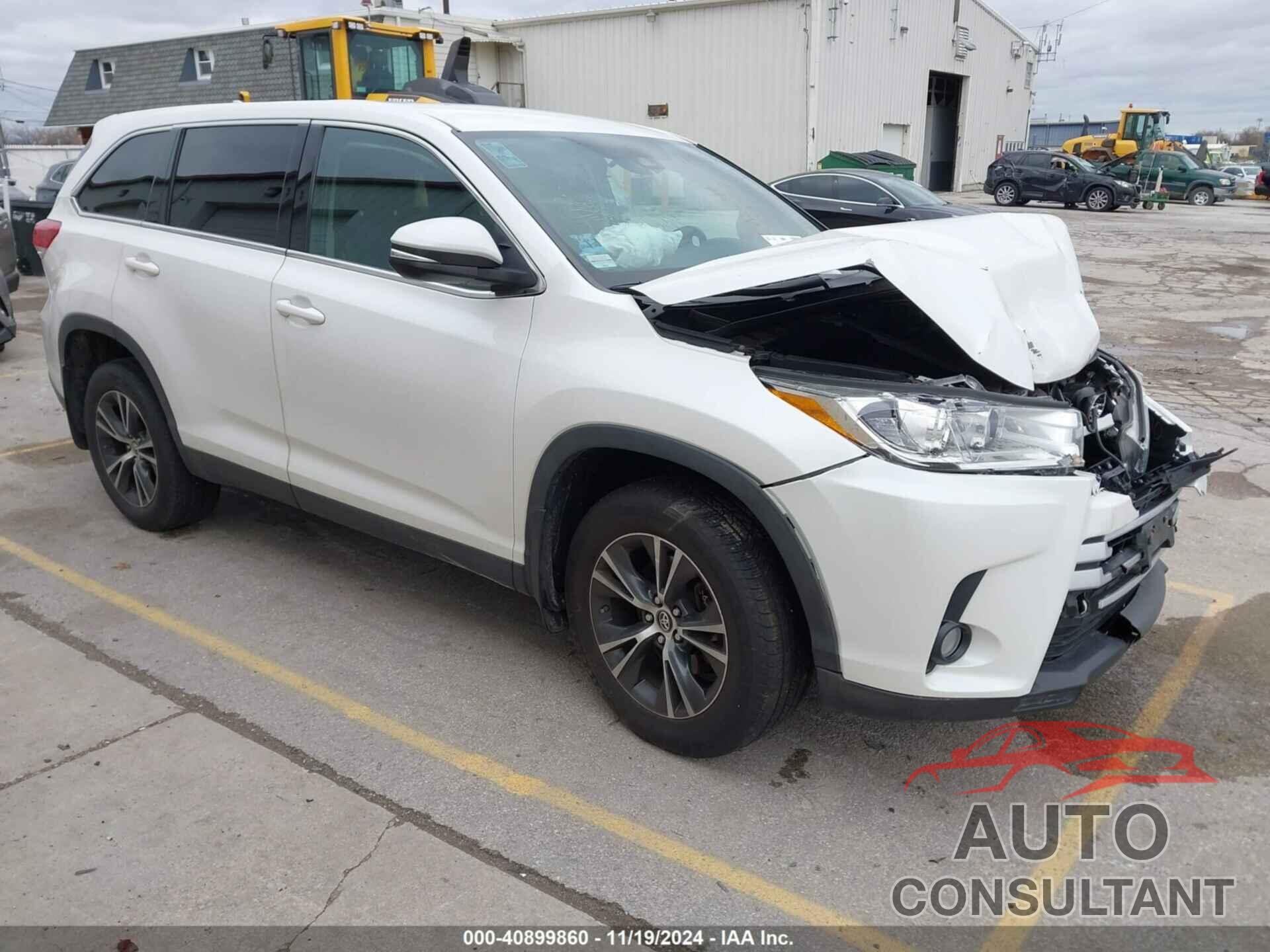 TOYOTA HIGHLANDER 2019 - 5TDBZRFH9KS932424