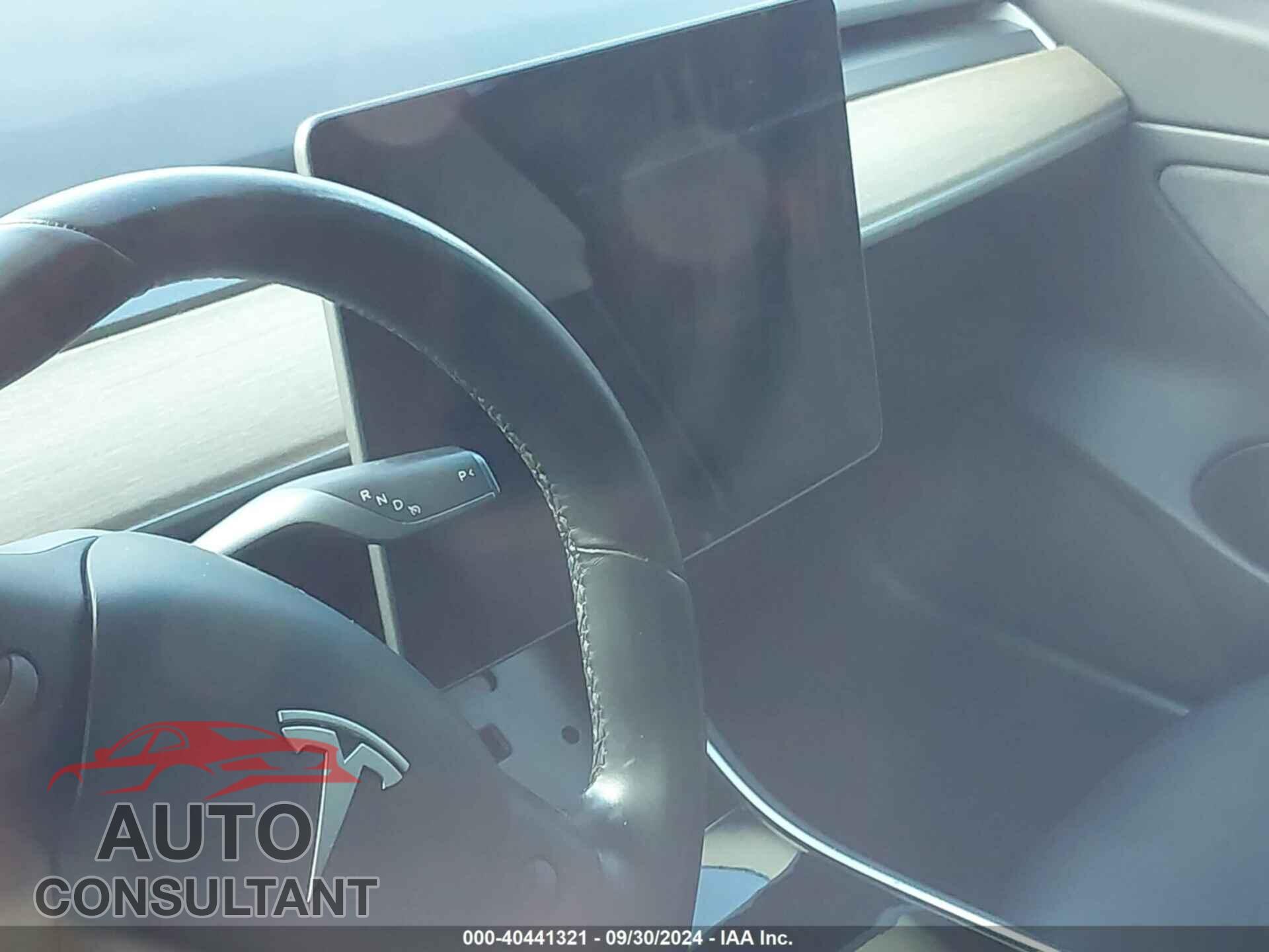 TESLA MODEL 3 2019 - 5YJ3E1EA9KF317639