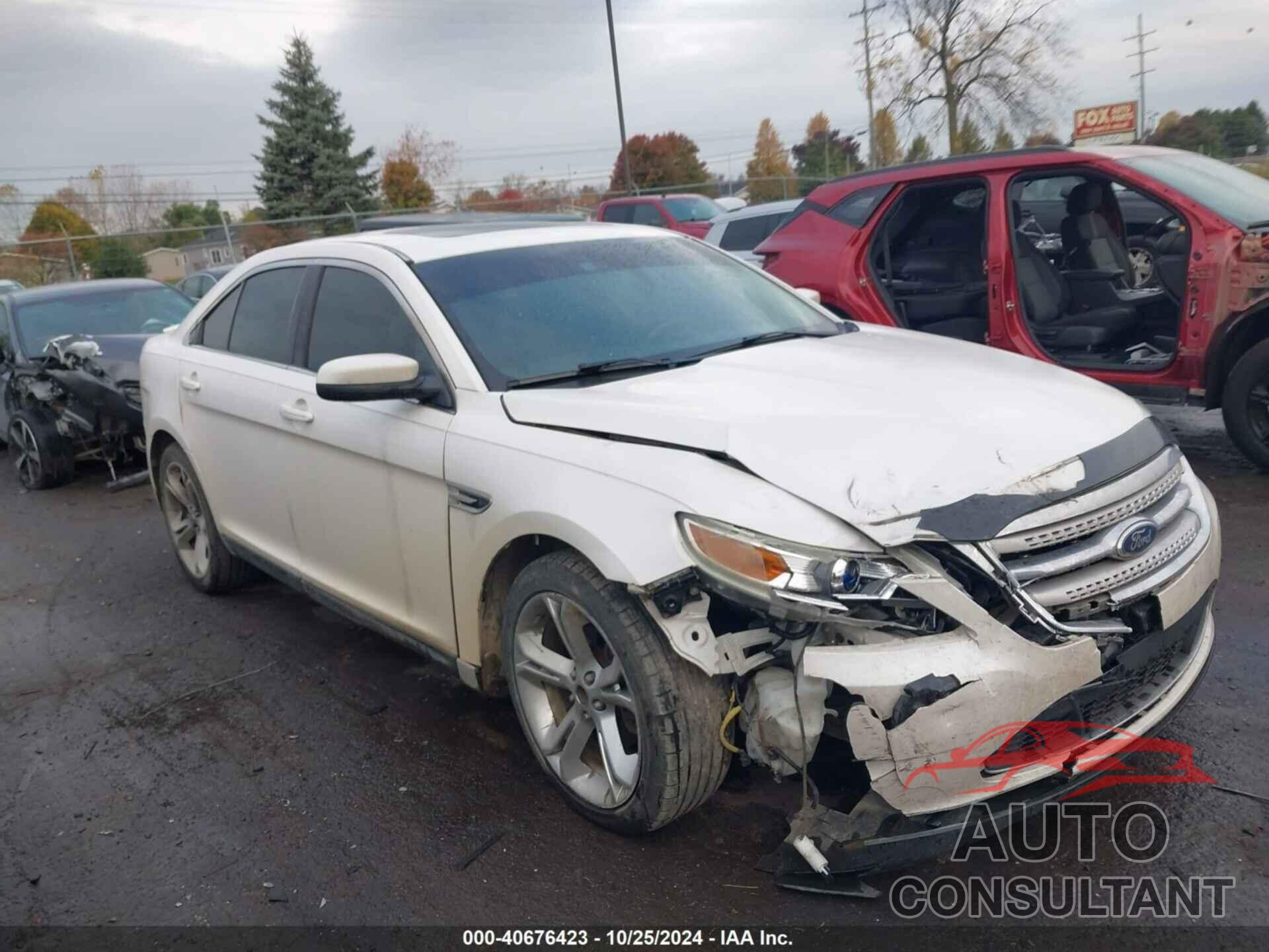 FORD TAURUS 2011 - 1FAHP2KT8BG129184