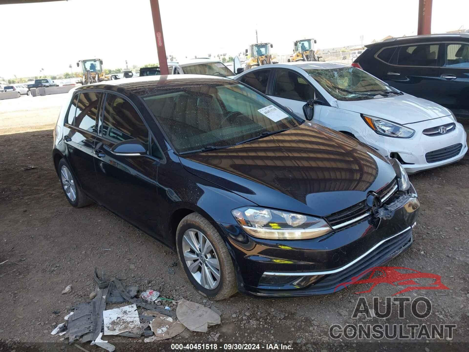 VOLKSWAGEN GOLF 2018 - 3VWG17AU3JM280157