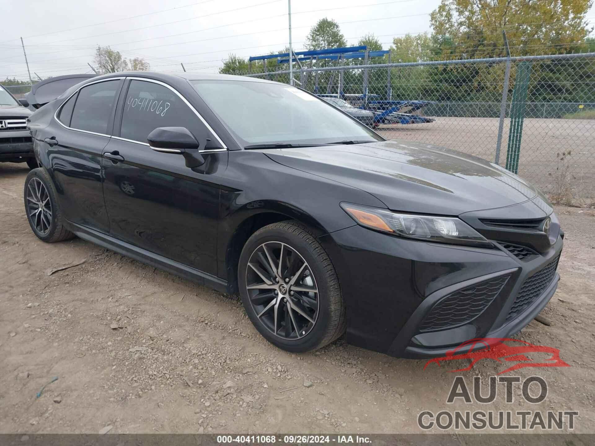 TOYOTA CAMRY 2022 - 4T1T11AK5NU697323
