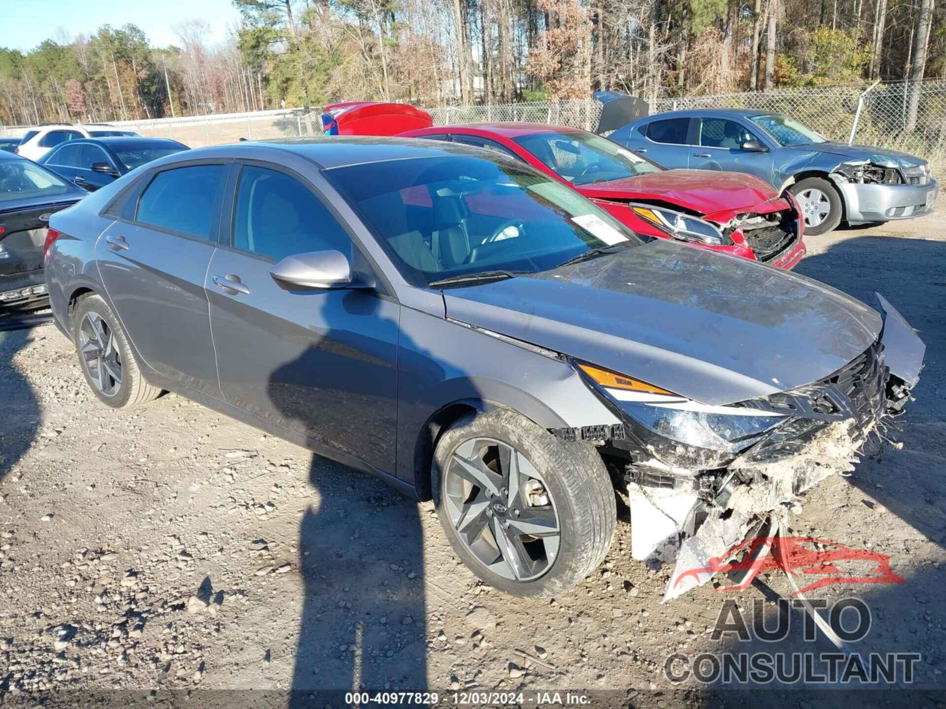HYUNDAI ELANTRA 2023 - KMHLS4AG7PU581473