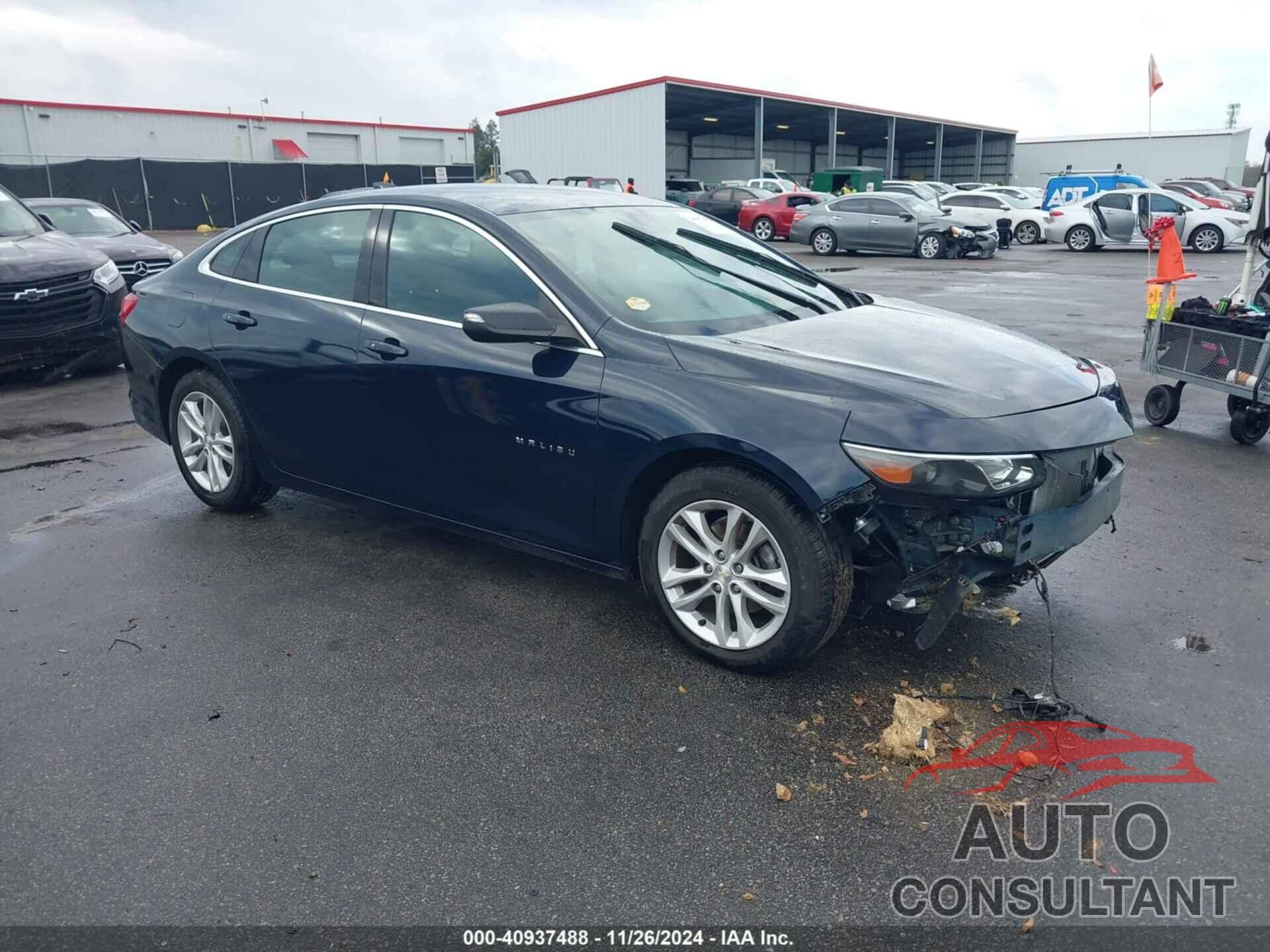 CHEVROLET MALIBU 2017 - 1G1ZE5ST7HF130775