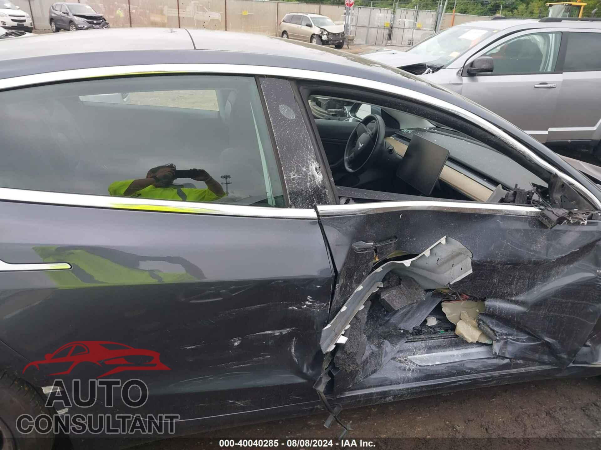 TESLA MODEL 3 2018 - 5YJ3E1EB6JF066456