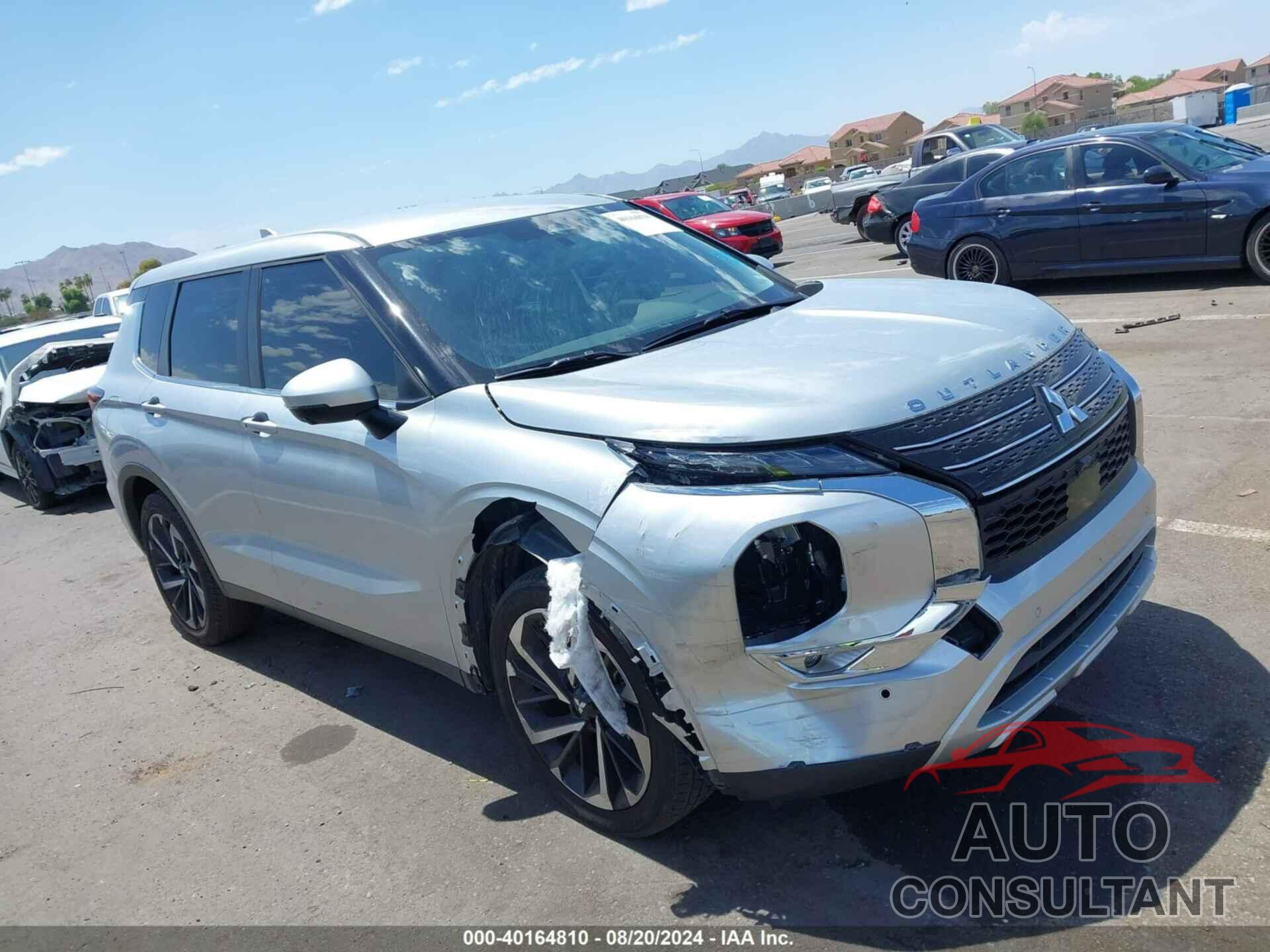 MITSUBISHI OUTLANDER 2023 - JA4J3UA84PZ011641