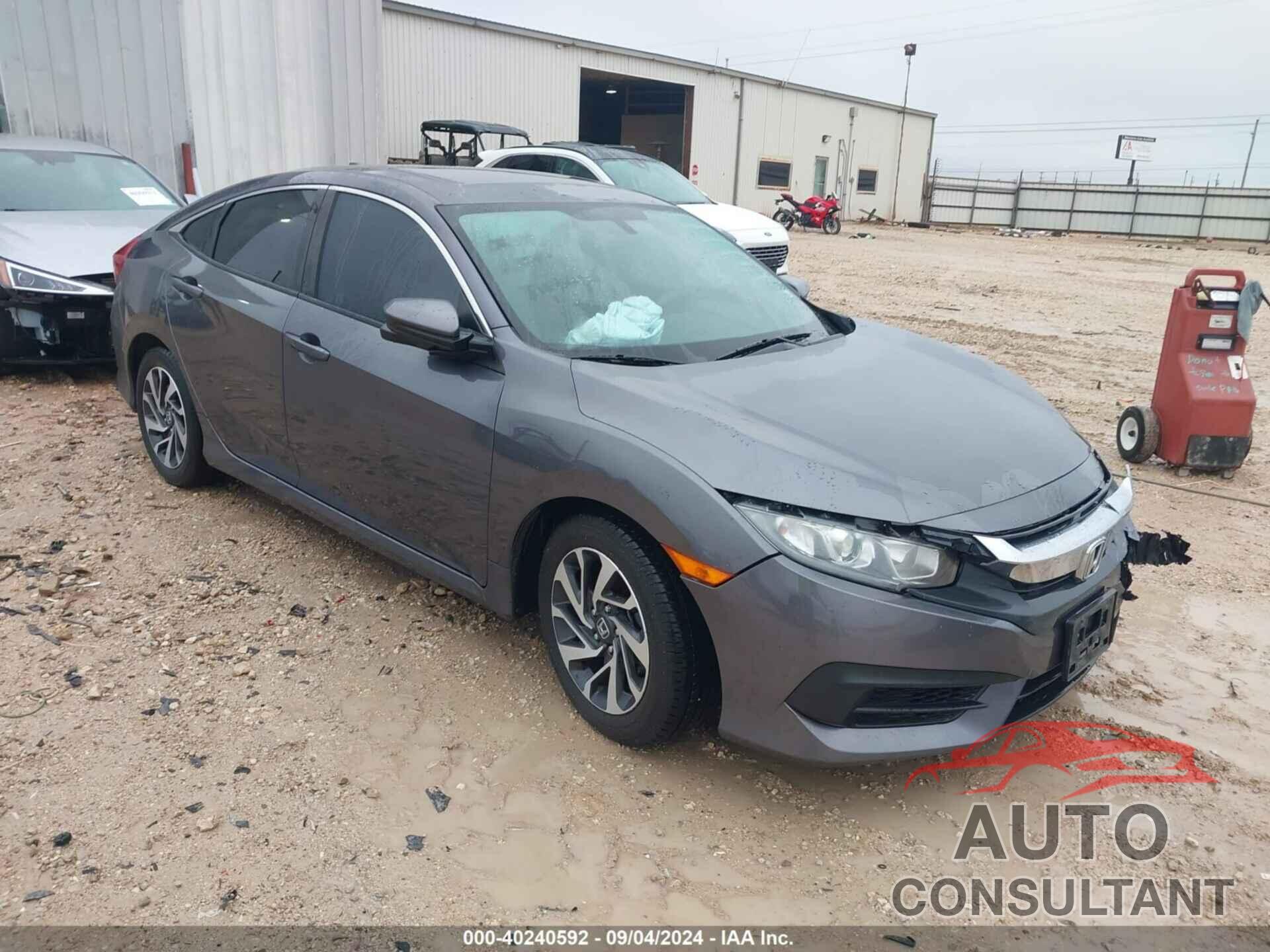 HONDA CIVIC 2018 - 2HGFC2F79JH570398