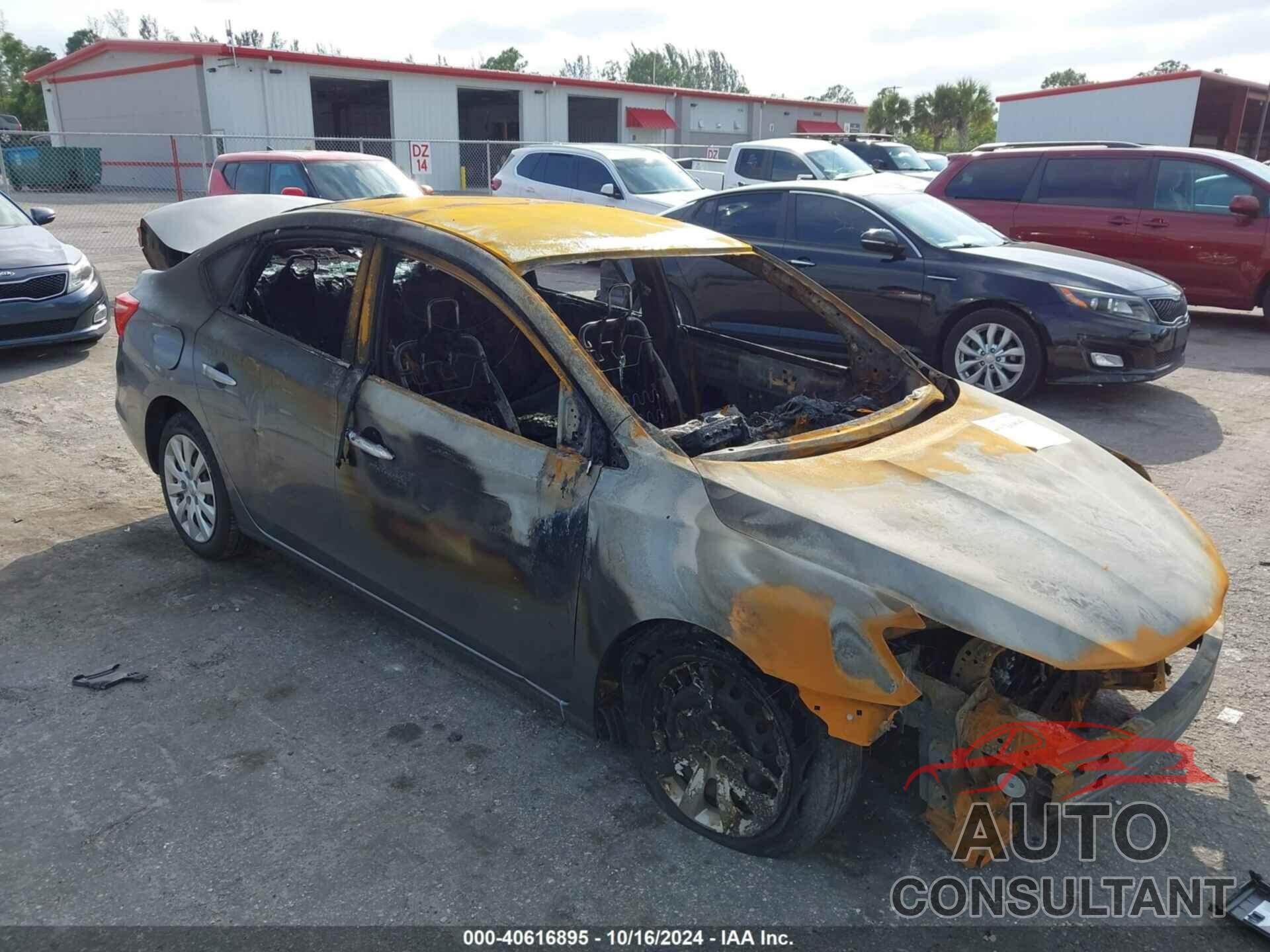 NISSAN SENTRA 2017 - 3N1AB7AP3HY323451